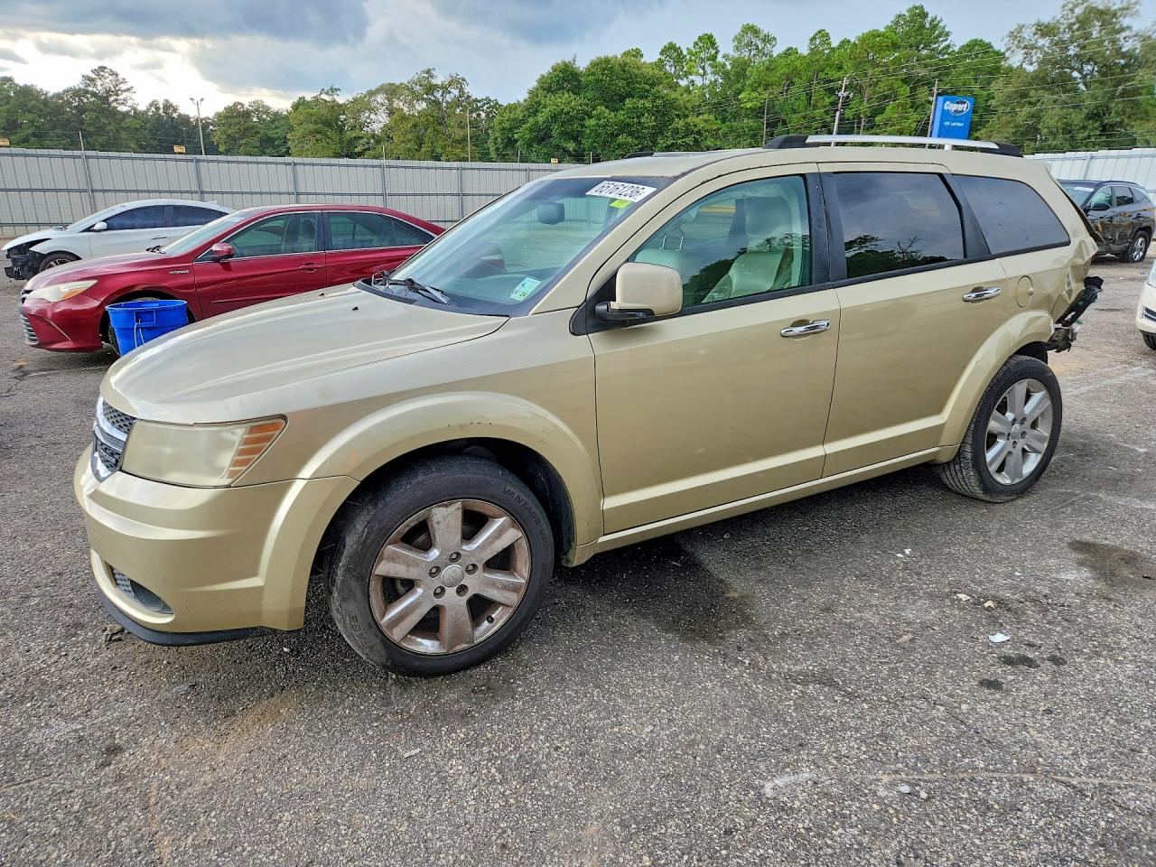 3D4PG9FG3BT509981 · 2011 DODGE JOURNEY