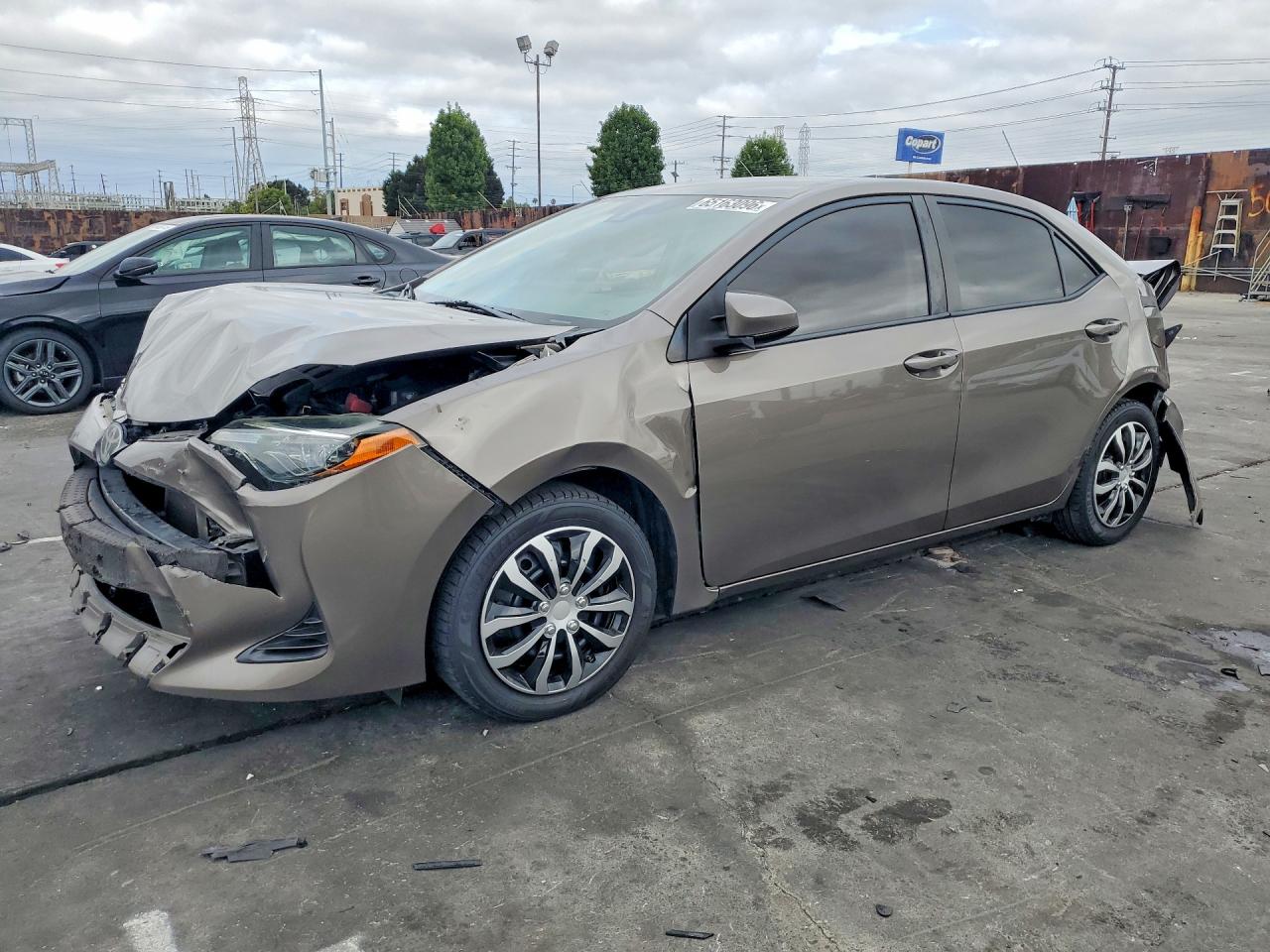 2T1BURHE0KC197195 · 2019 TOYOTA COROLLA