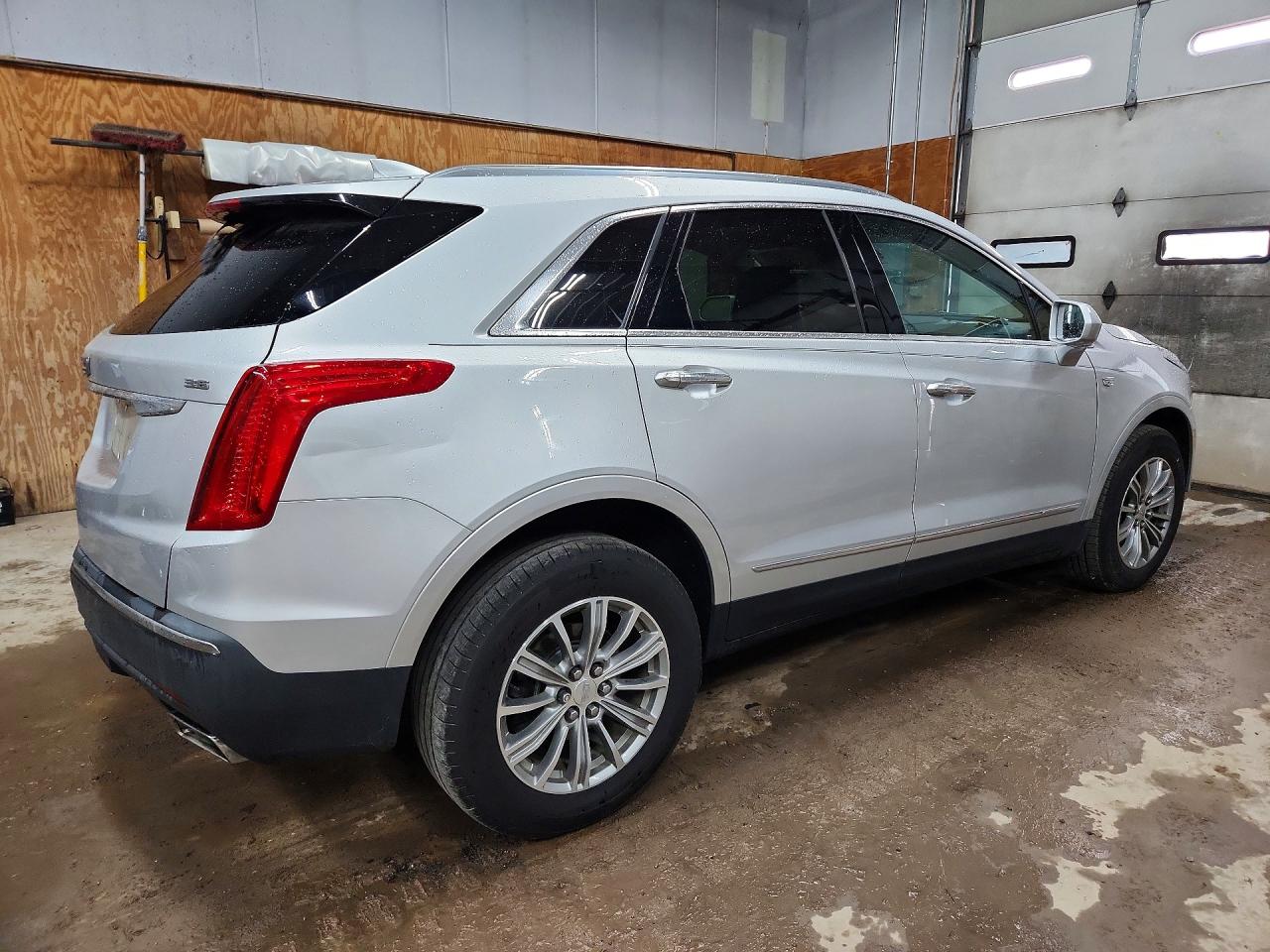 1GYKNDRS9HZ254958 · 2017 CADILLAC XT5 · 3/13