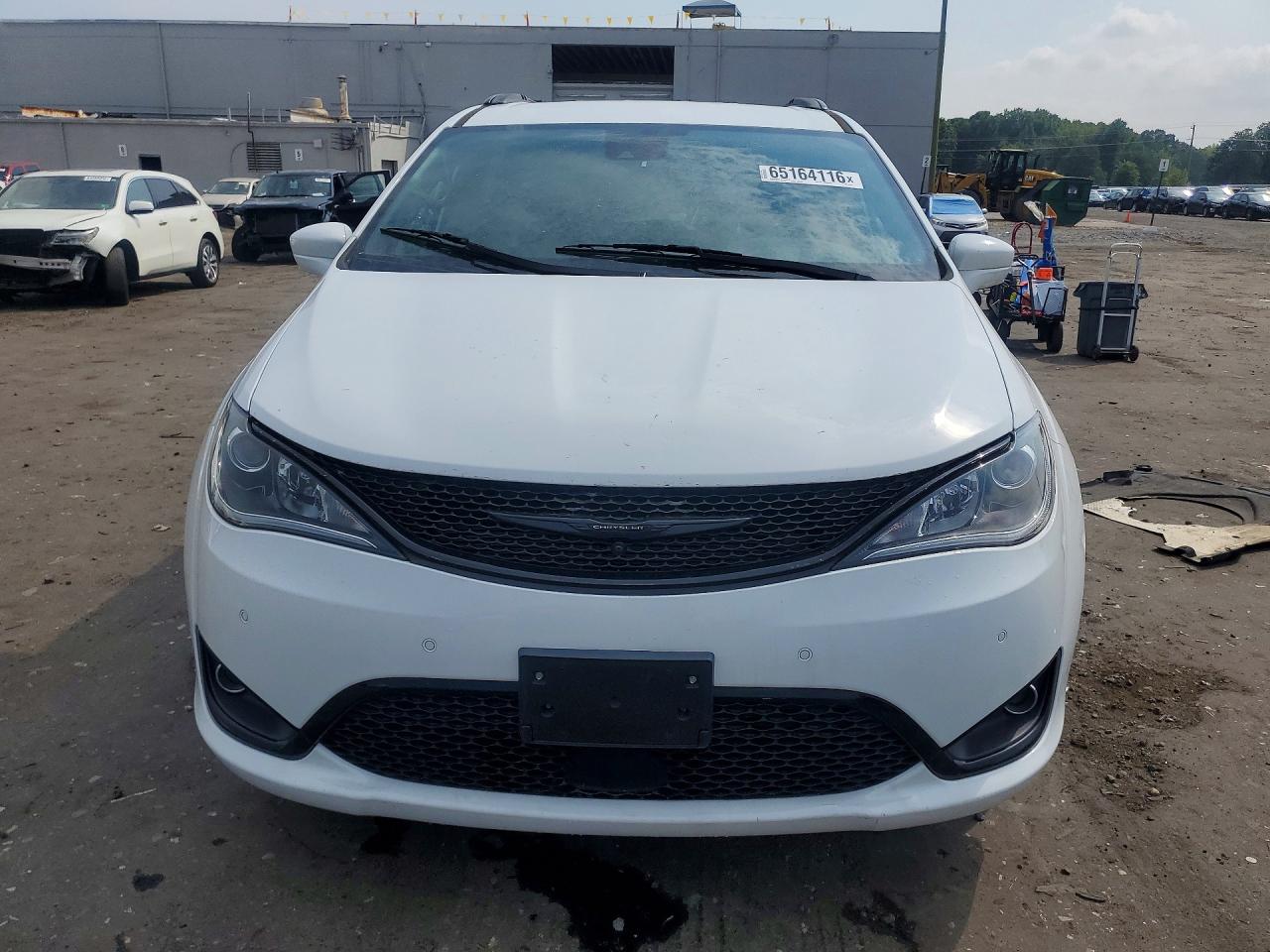 2C4RC3BG7LR267821 · 2020 CHRYSLER PACIFICA · 5/13
