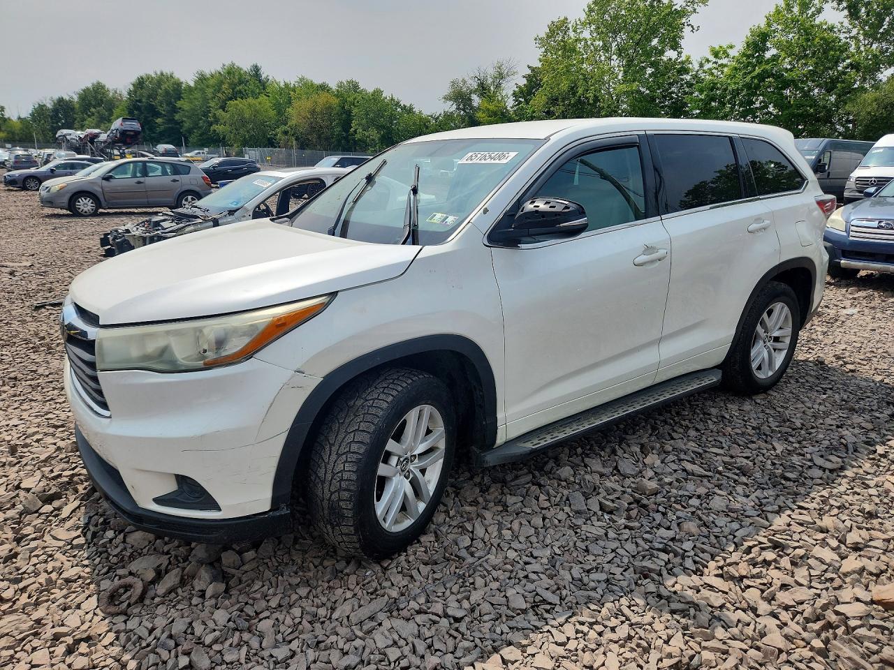 5TDZARFH3GS018070 · 2016 TOYOTA HIGHLANDER