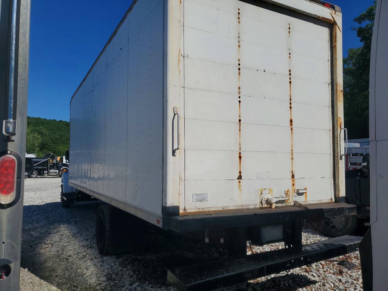 1GDG5C1E85F904867 · 2005 GMC C5500 · 2/13