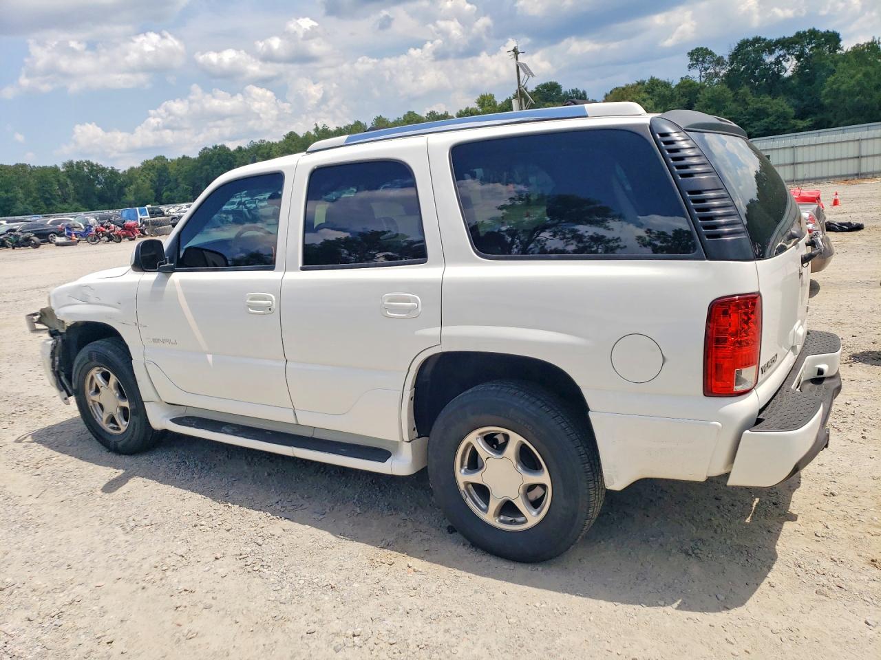1GKEK63U96J122977 · 2006 GMC YUKON · 2/13