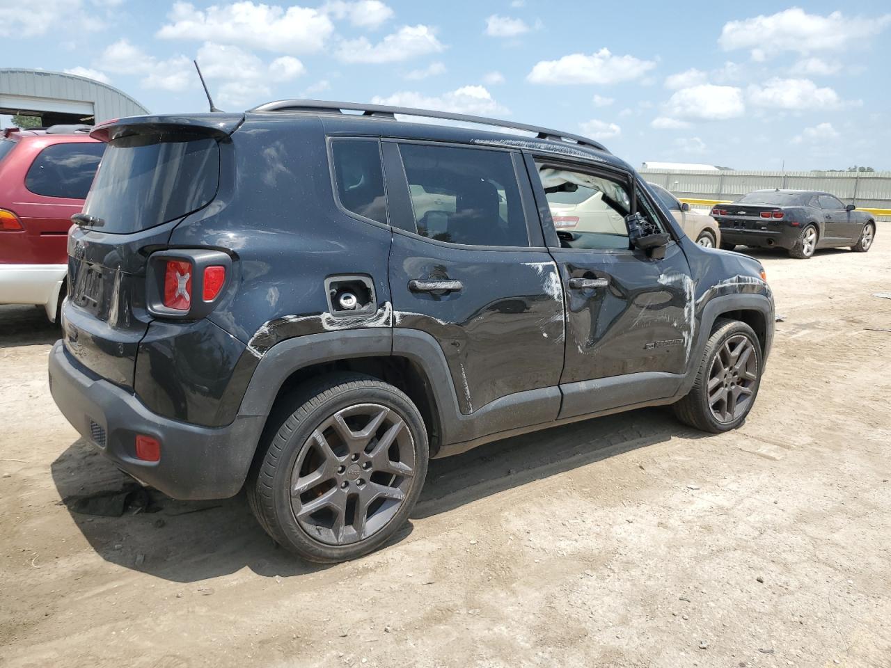 ZACNJCBB0MPM96708 · 2021 JEEP RENEGADE · 3/13