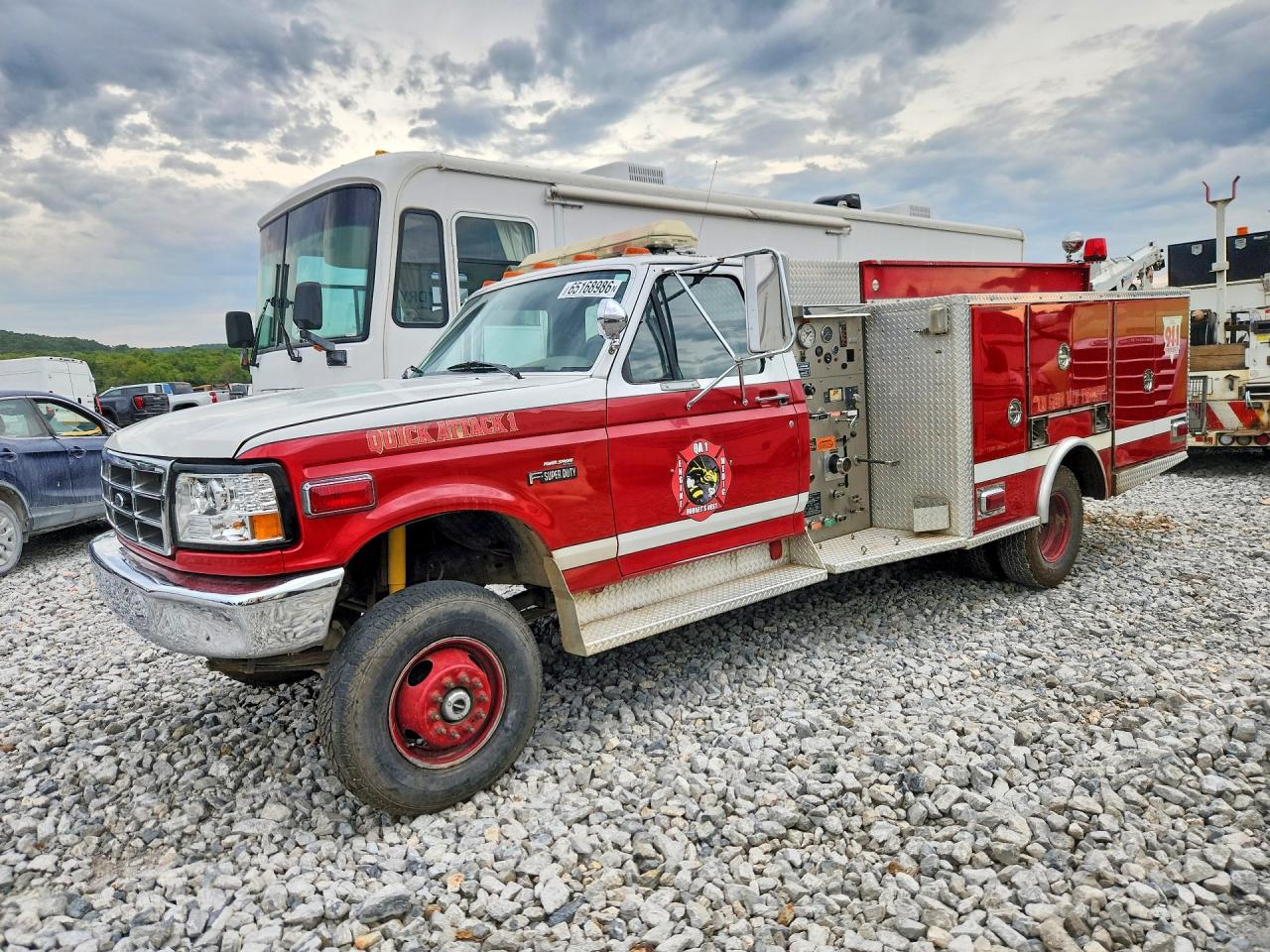 1FDLF47F4VEC27761 · 1997 FORD F