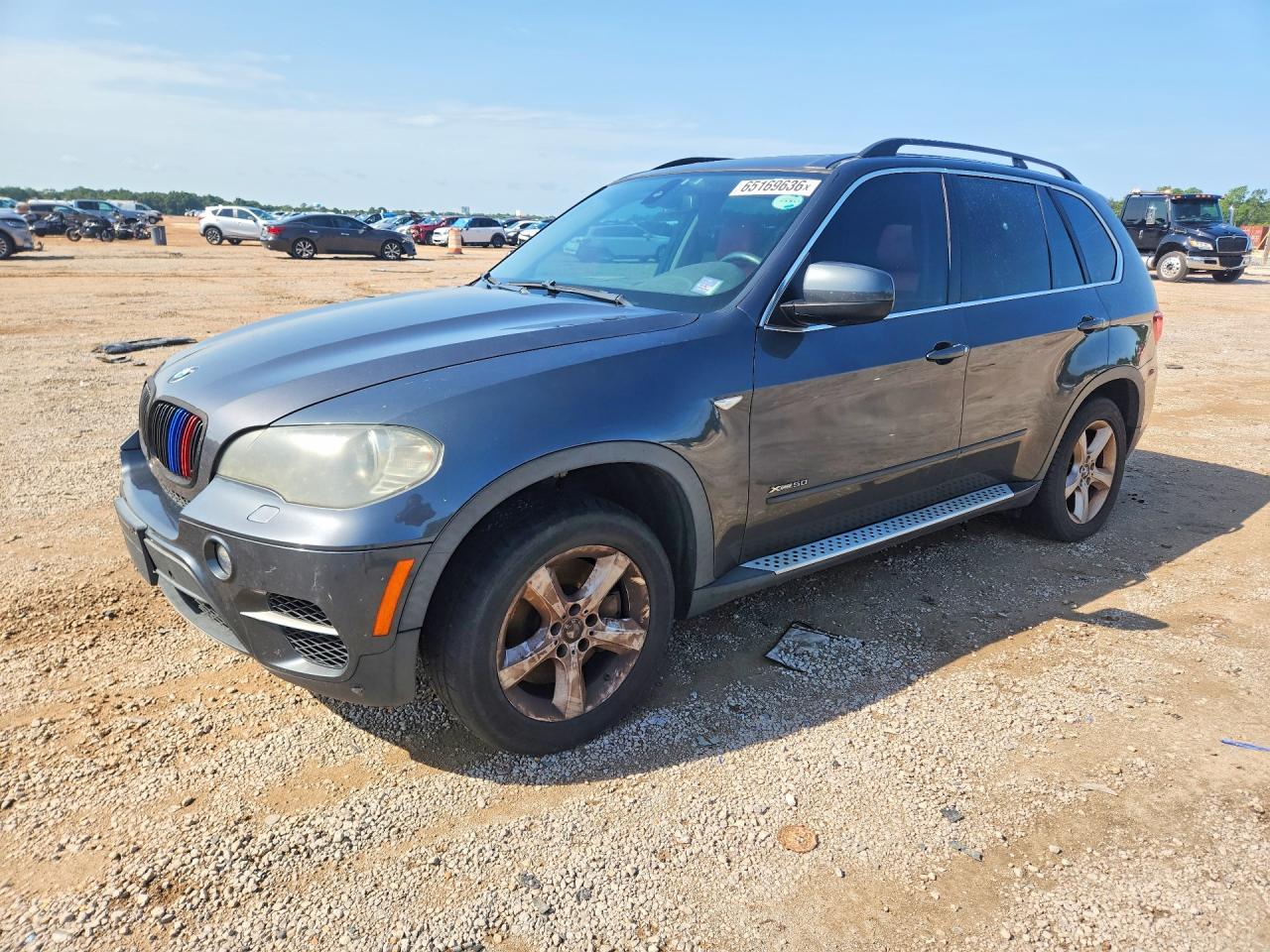 5UXZV8C57BL421020 · 2011 BMW X5