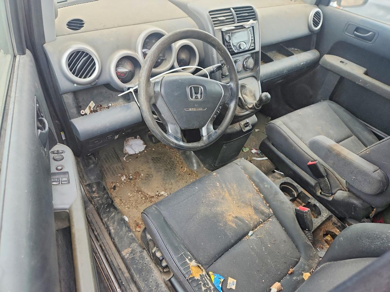 5J6YH17675L005451 · 2005 HONDA ELEMENT · 8/12
