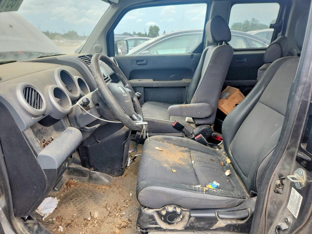 5J6YH17675L005451 · 2005 HONDA ELEMENT · 7/12