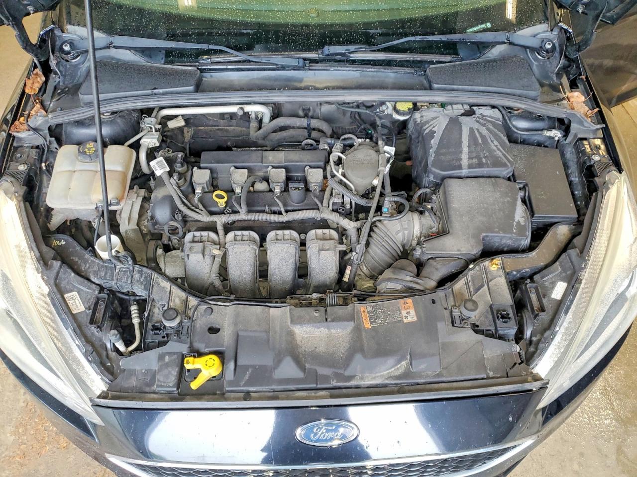 1FADP3E22GL212082 · 2016 FORD FOCUS · 11/12