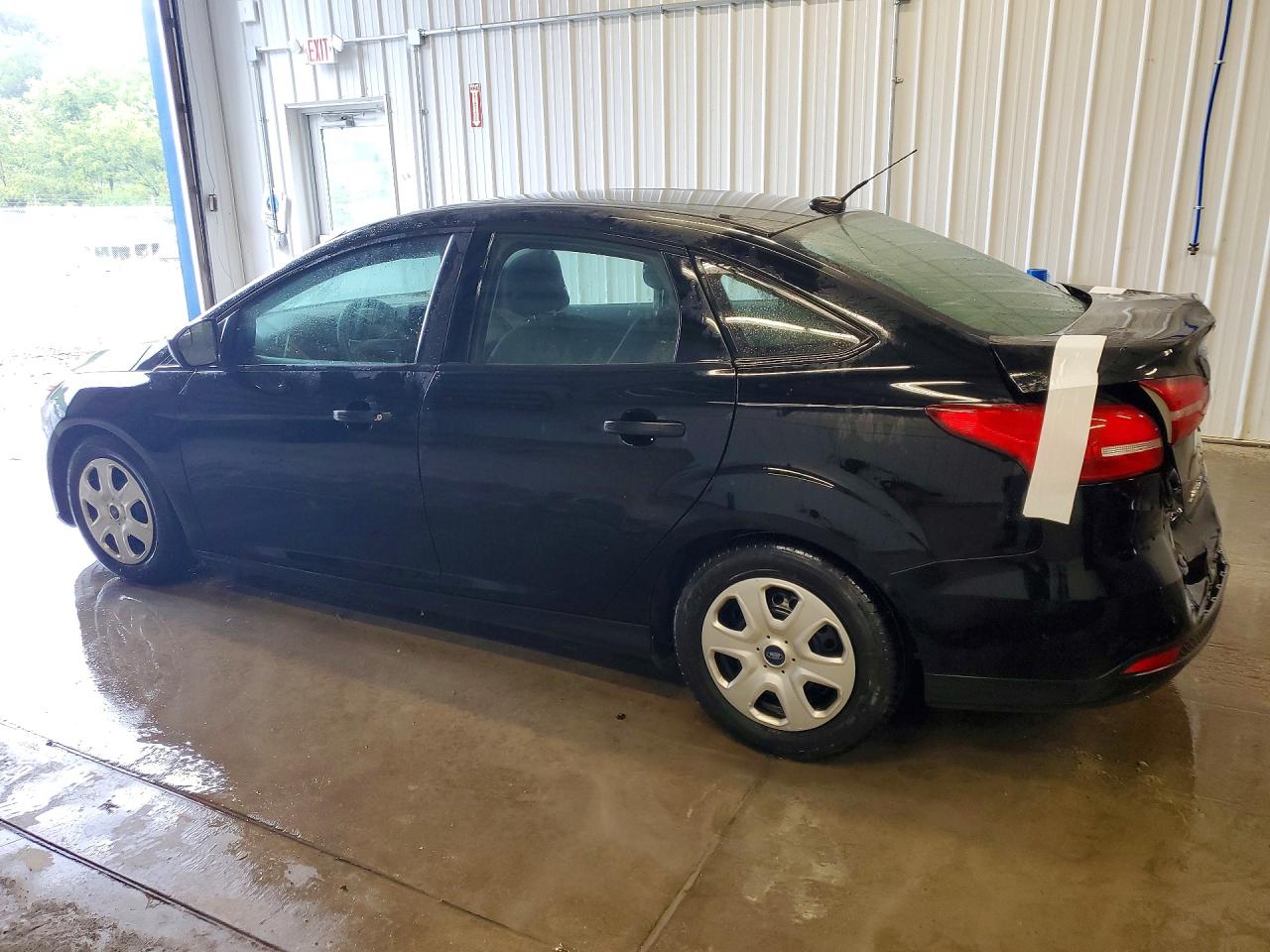 1FADP3E22GL212082 · 2016 FORD FOCUS · 2/12