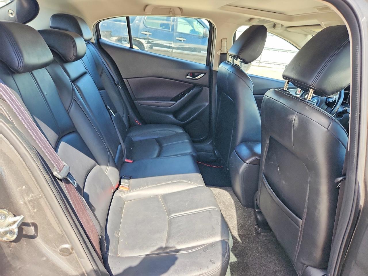 JM1BN1L32H1124024 · 2017 MAZDA 3 · 10/13