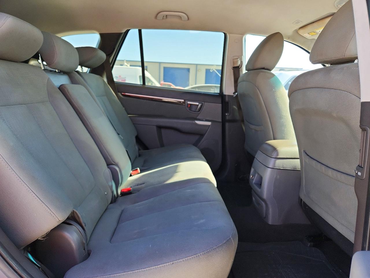 5NMSG3AB2AH408698 · 2010 HYUNDAI SANTA FE · 11/13
