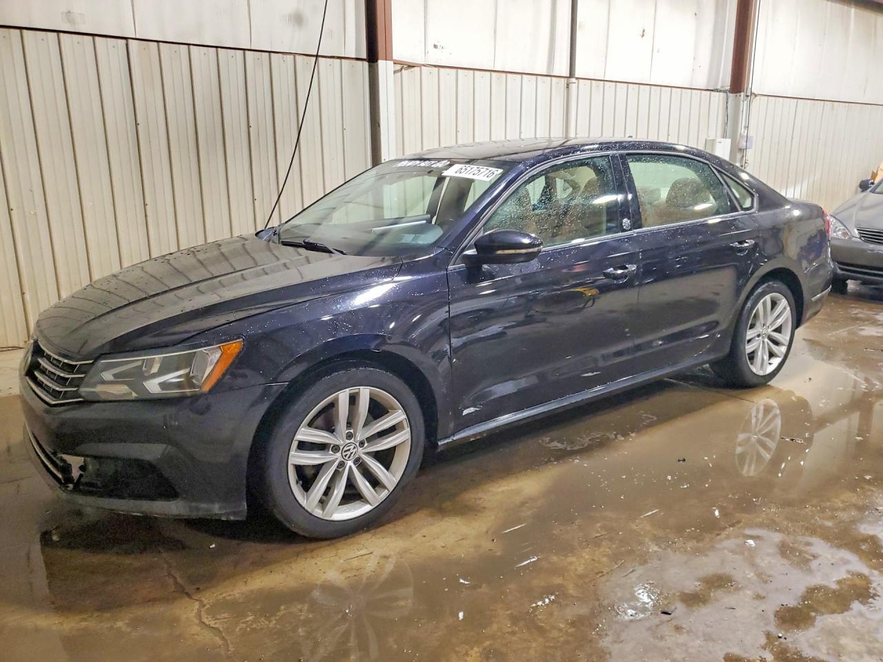 1VWLA7A34KC007978 · 2019 VOLKSWAGEN PASSAT