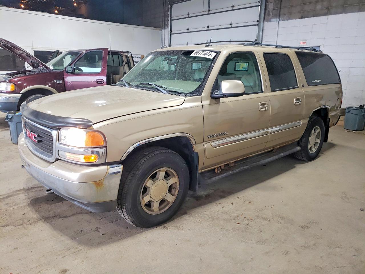 1GKFK16Z05J218011 · 2005 GMC YUKON XL