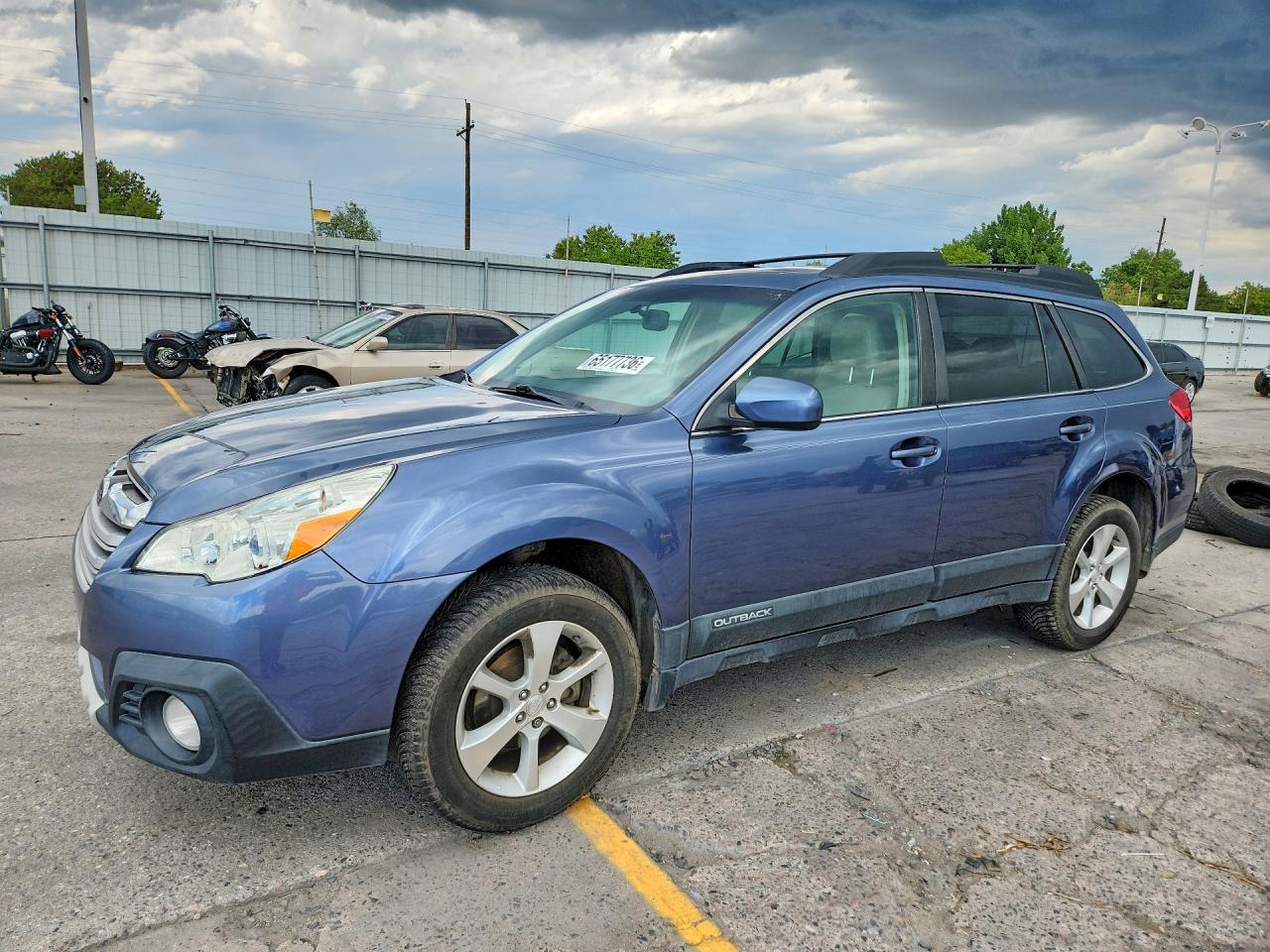 4S4BRCLC0E3322354 · 2014 SUBARU OUTBACK