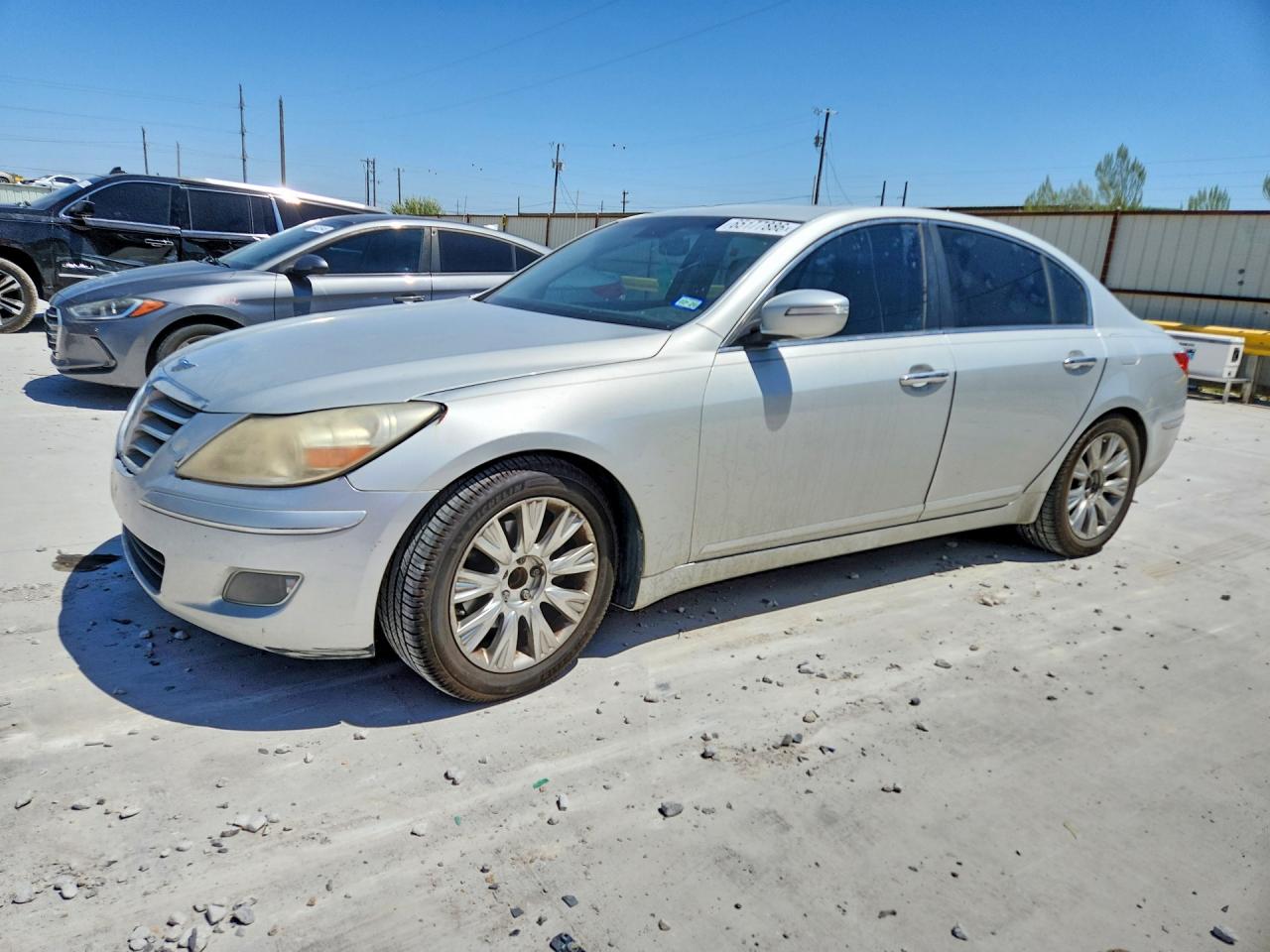 KMHGC4DE7BU134627 · 2011 HYUNDAI GENESIS