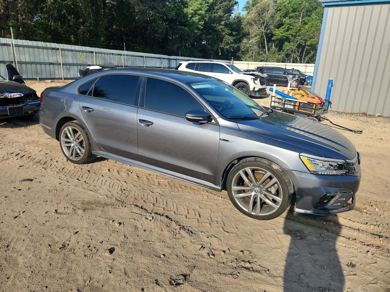 1VWAA7A39JC028458 · 2018 VOLKSWAGEN PASSAT · 4/12