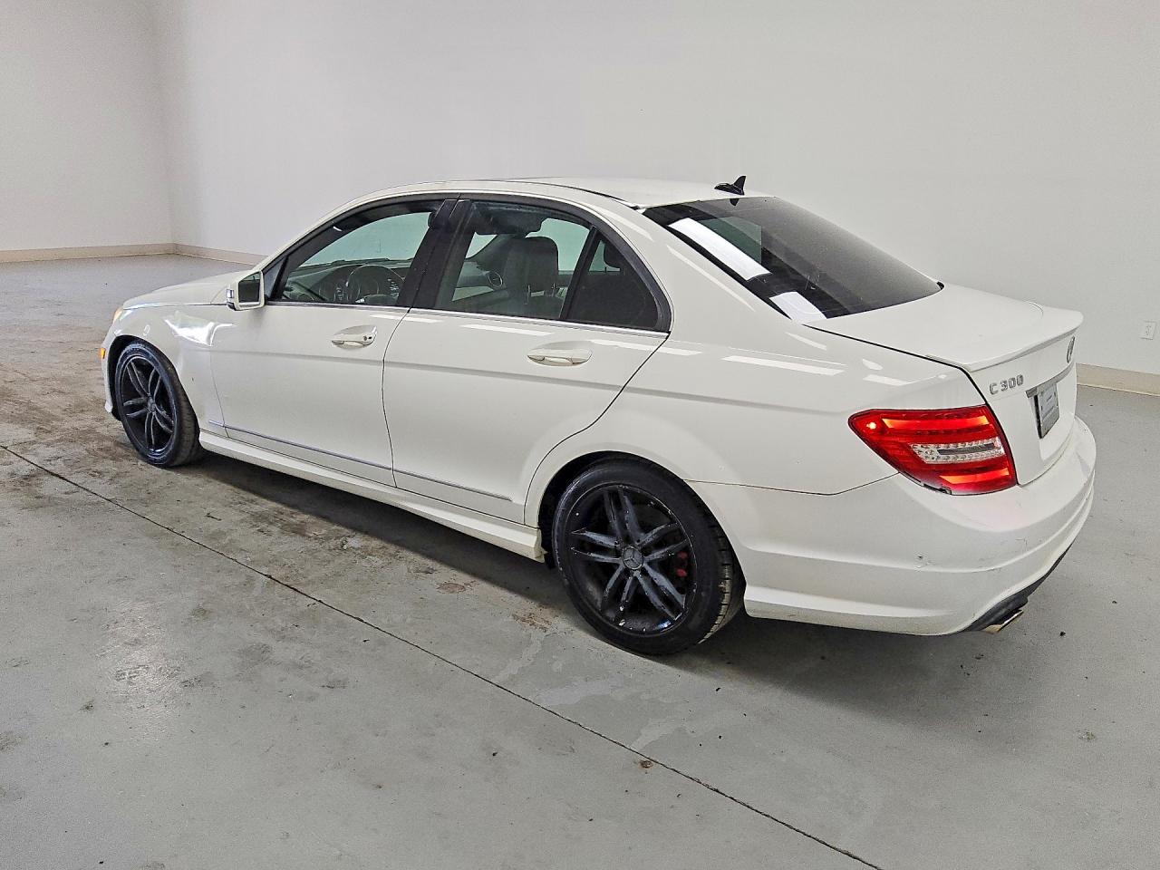 WDDGF8AB4DR297485 · 2013 MERCEDES-BENZ C · 2/12