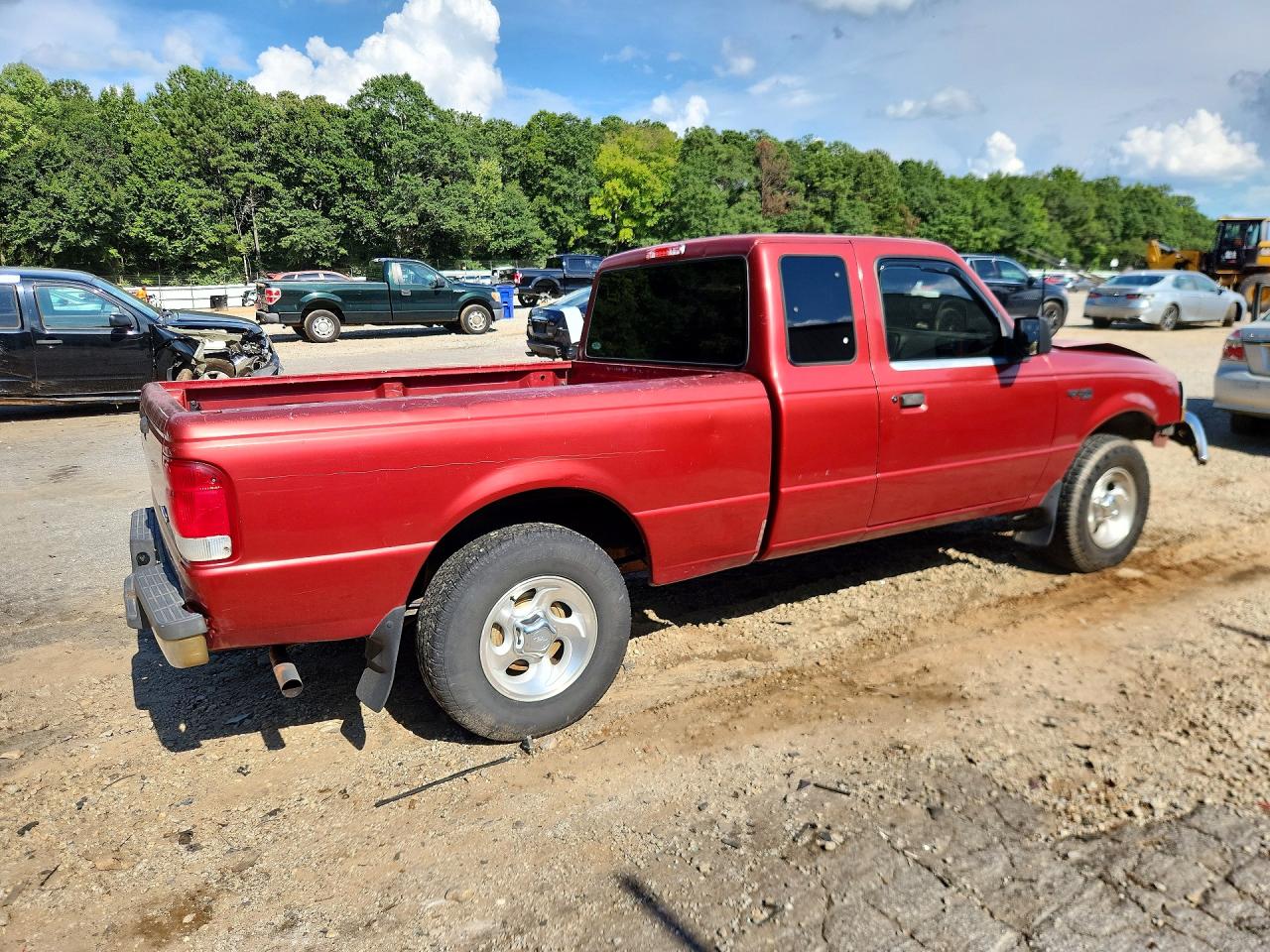 1FTYR14C3YPB17156 · 2000 FORD RANGER · 3/13