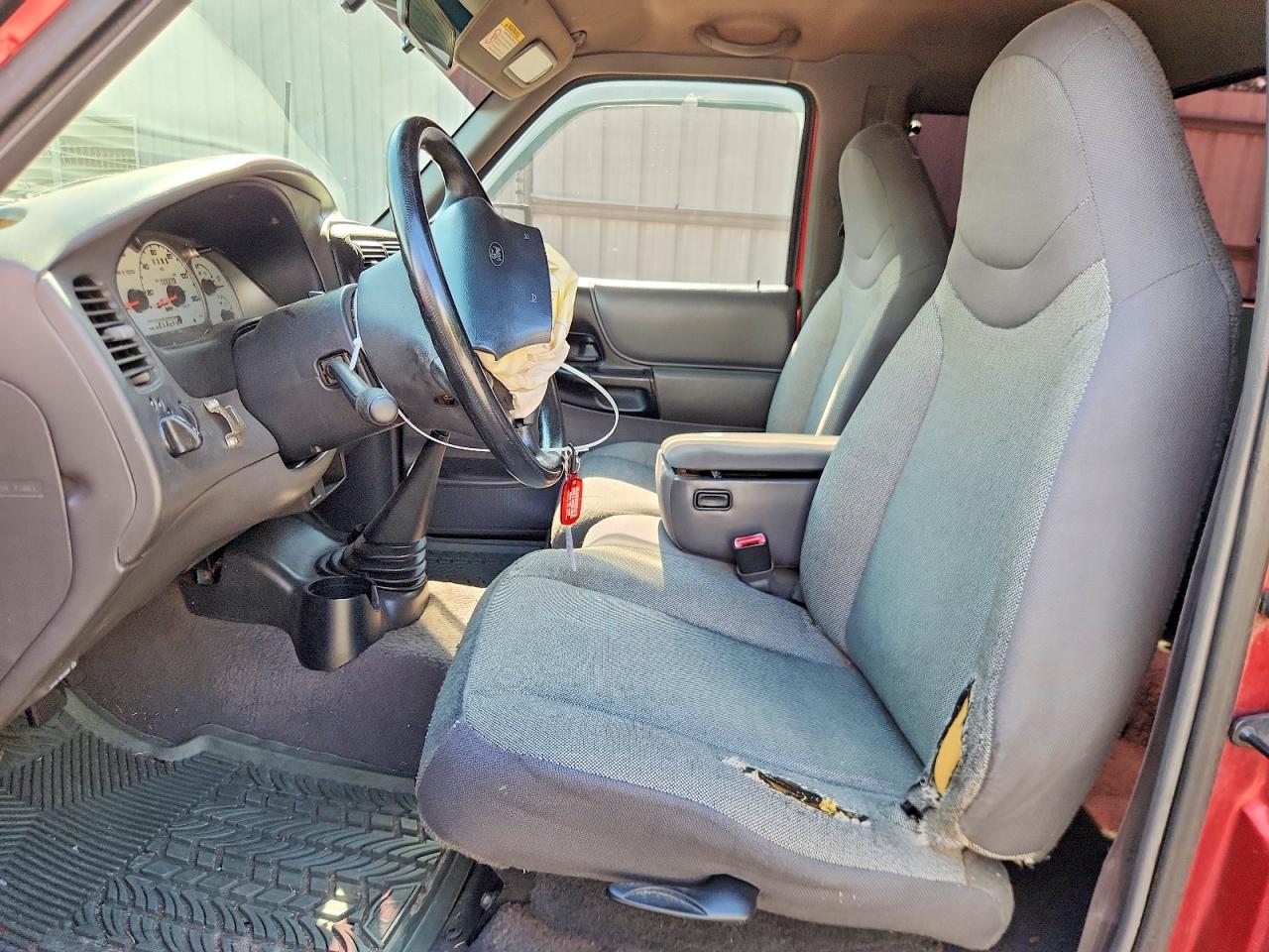 1FTYR14C3YPB17156 · 2000 FORD RANGER · 7/13