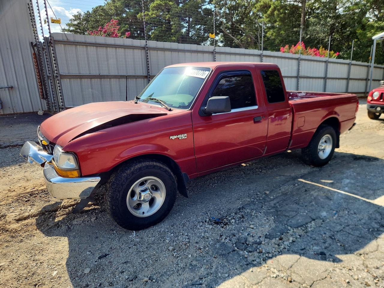 1FTYR14C3YPB17156 · 2000 FORD RANGER