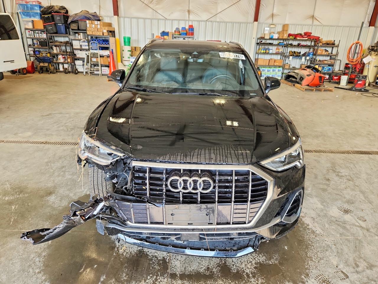 WA1DECF31S1050967 · 2025 AUDI Q3 · 5/14