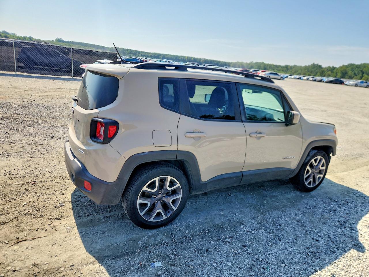 ZACCJABT7GPD44243 · 2016 JEEP RENEGADE · 3/13