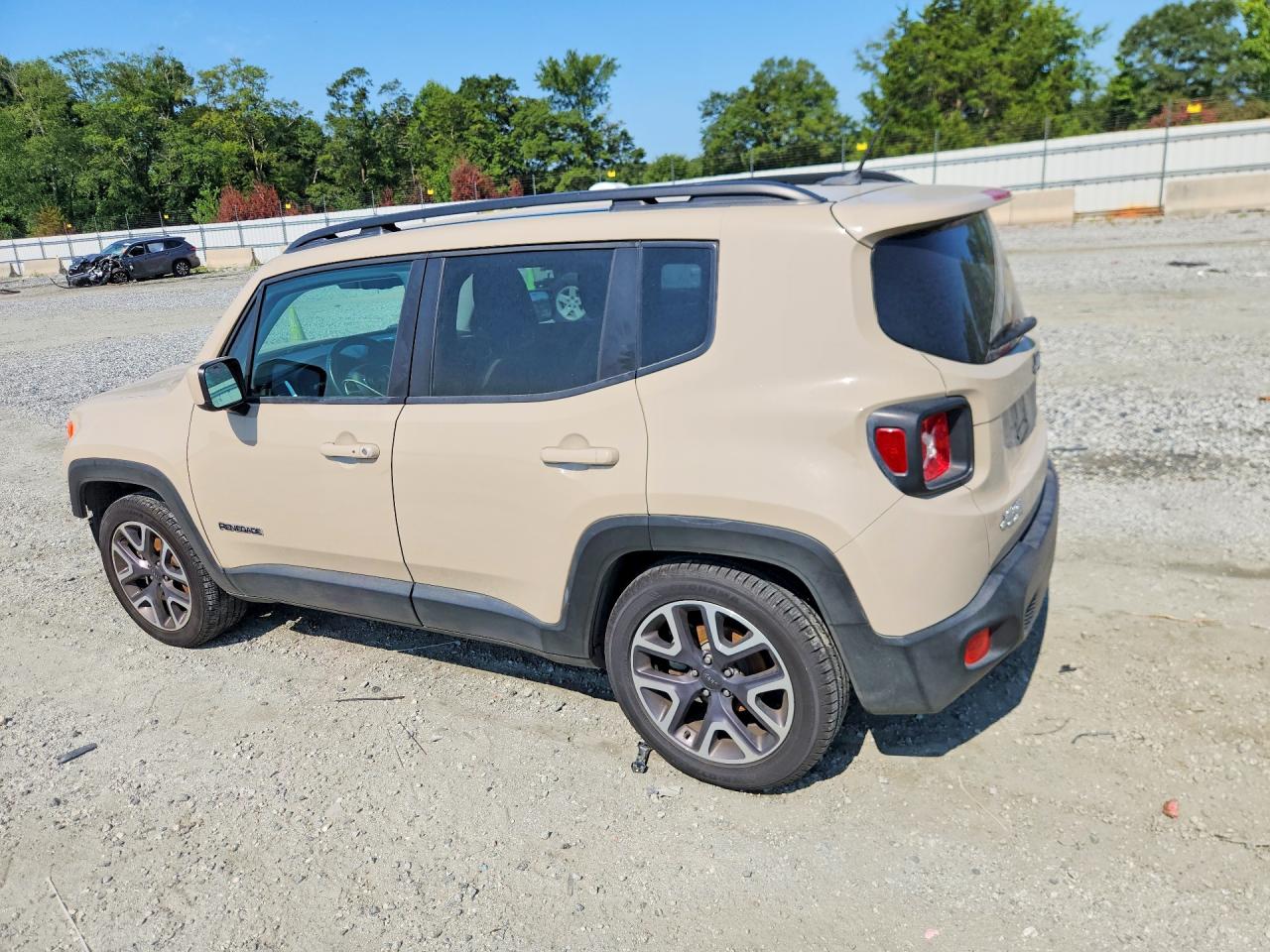 ZACCJABT7GPD44243 · 2016 JEEP RENEGADE · 2/13