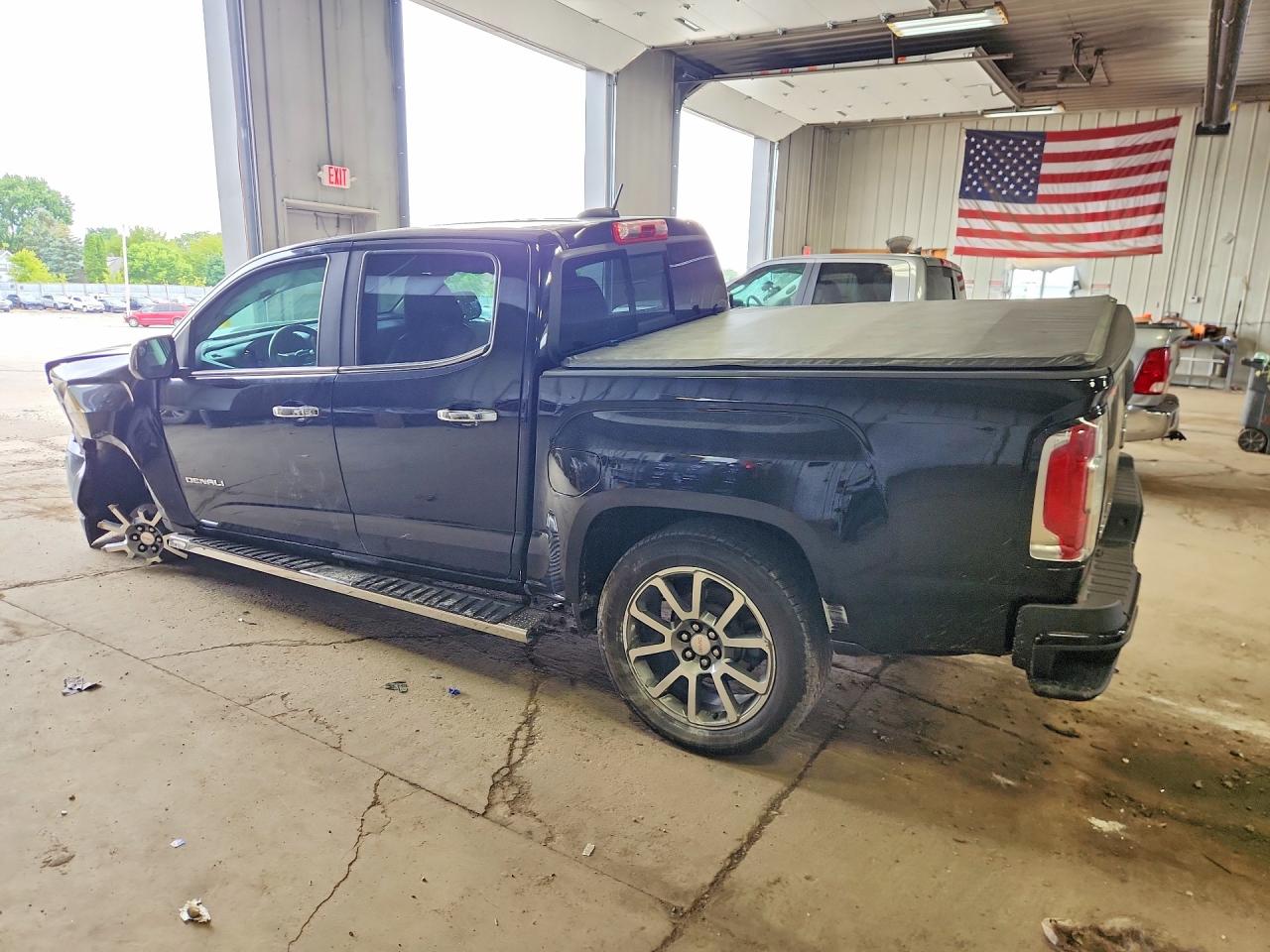 1GTG6EEN0J1194507 · 2018 GMC CANYON · 2/13