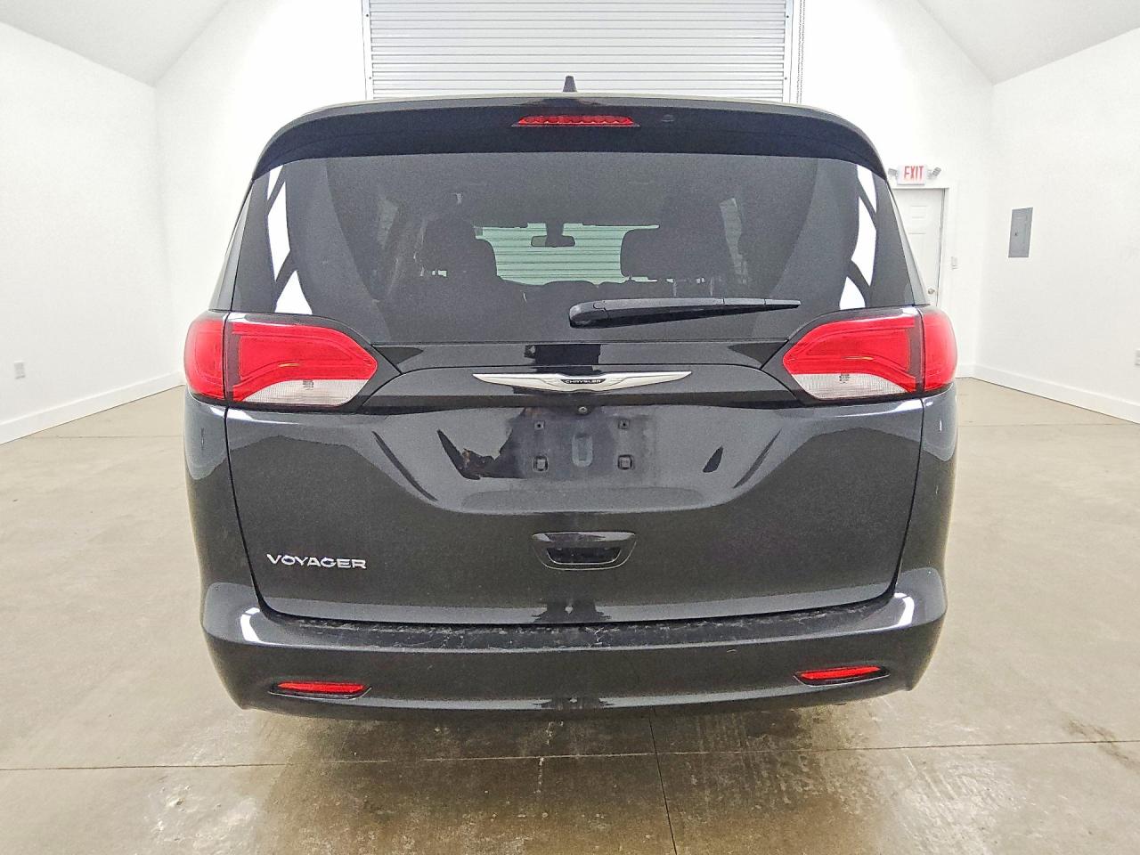 2C4RC1CG7MR555004 · 2021 CHRYSLER VOYAGER · 6/13