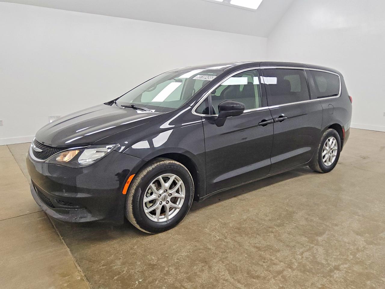 2C4RC1CG7MR555004 · 2021 CHRYSLER VOYAGER