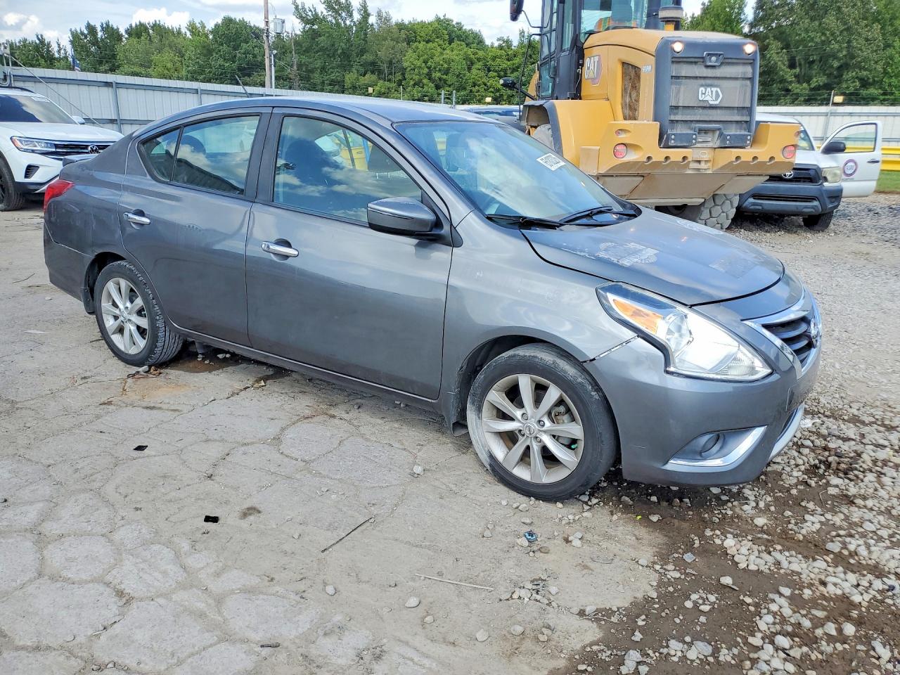 3N1CN7AP3GL853754 · 2016 NISSAN VERSA · 4/12