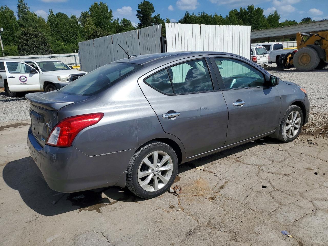 3N1CN7AP3GL853754 · 2016 NISSAN VERSA · 3/12
