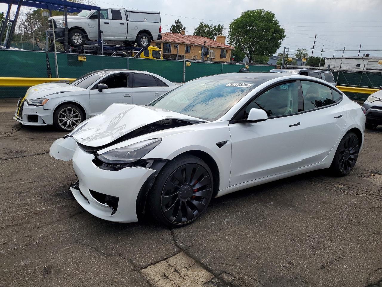 5YJ3E1EC4PF420671 · 2023 TESLA MODEL 3
