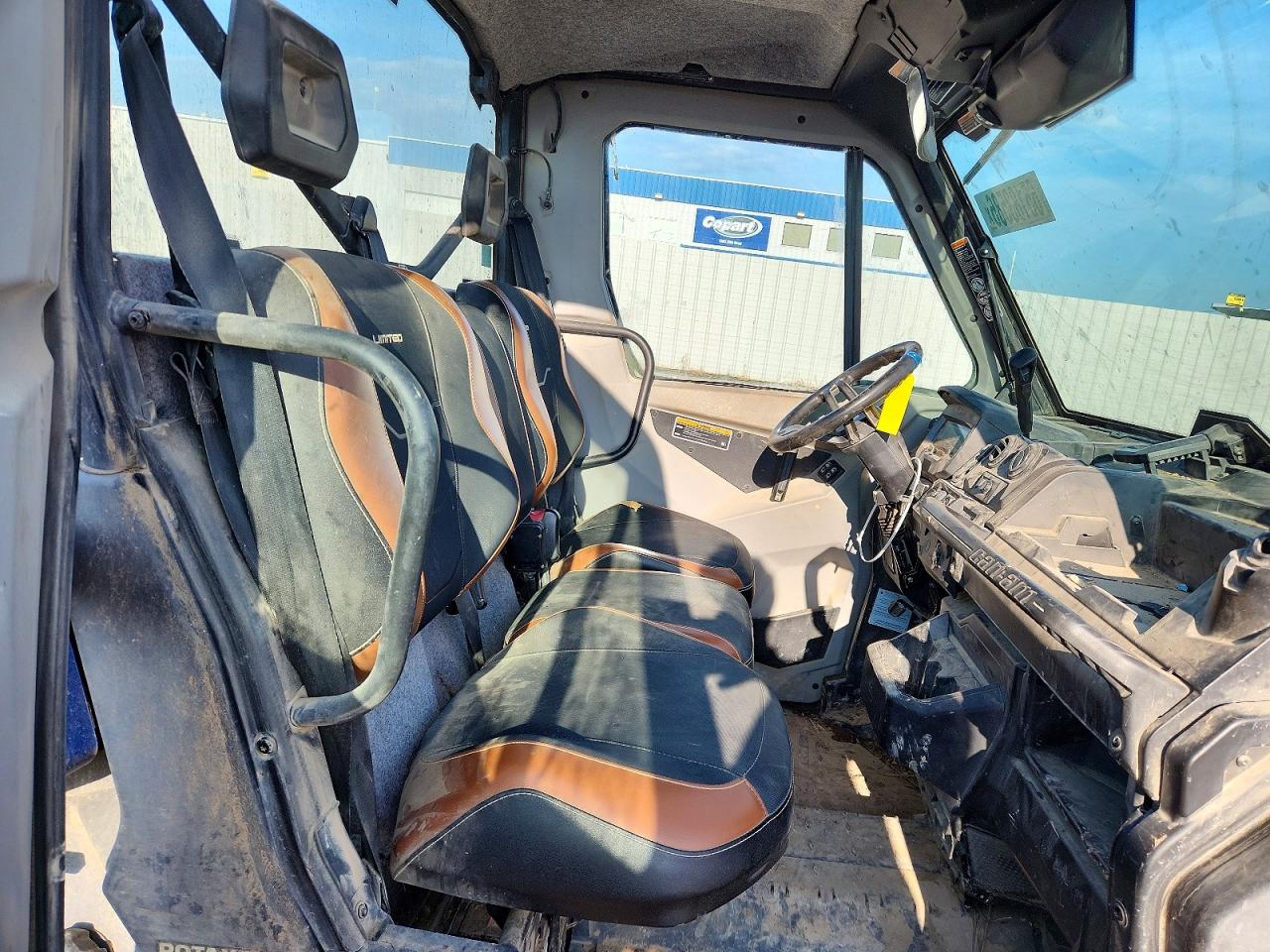 3JBUVAX44MK003647 · 2021 CAN-AM DEFENDER · 5/10