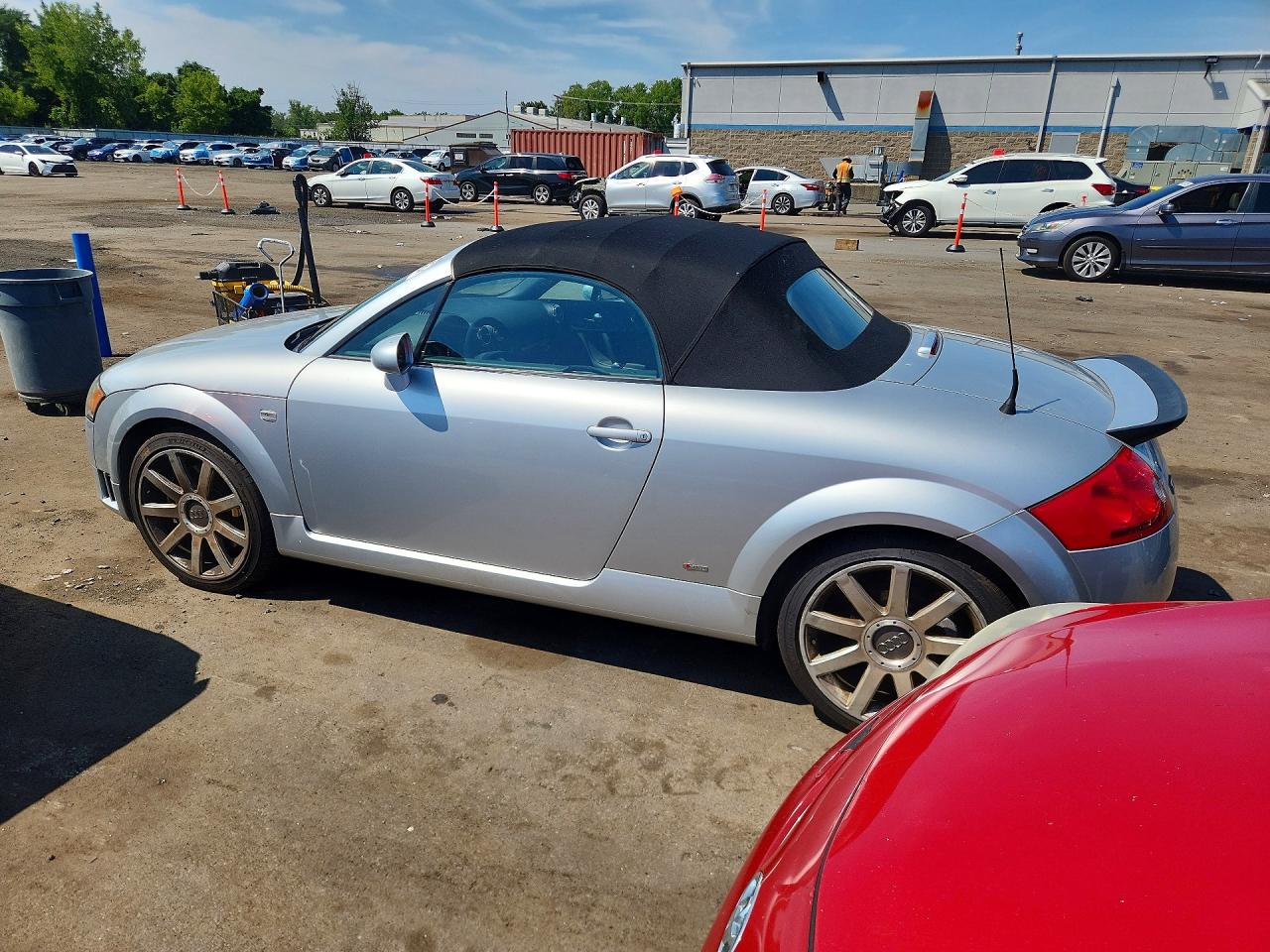 TRUUF28N551007352 · 2005 AUDI TT · 2/12