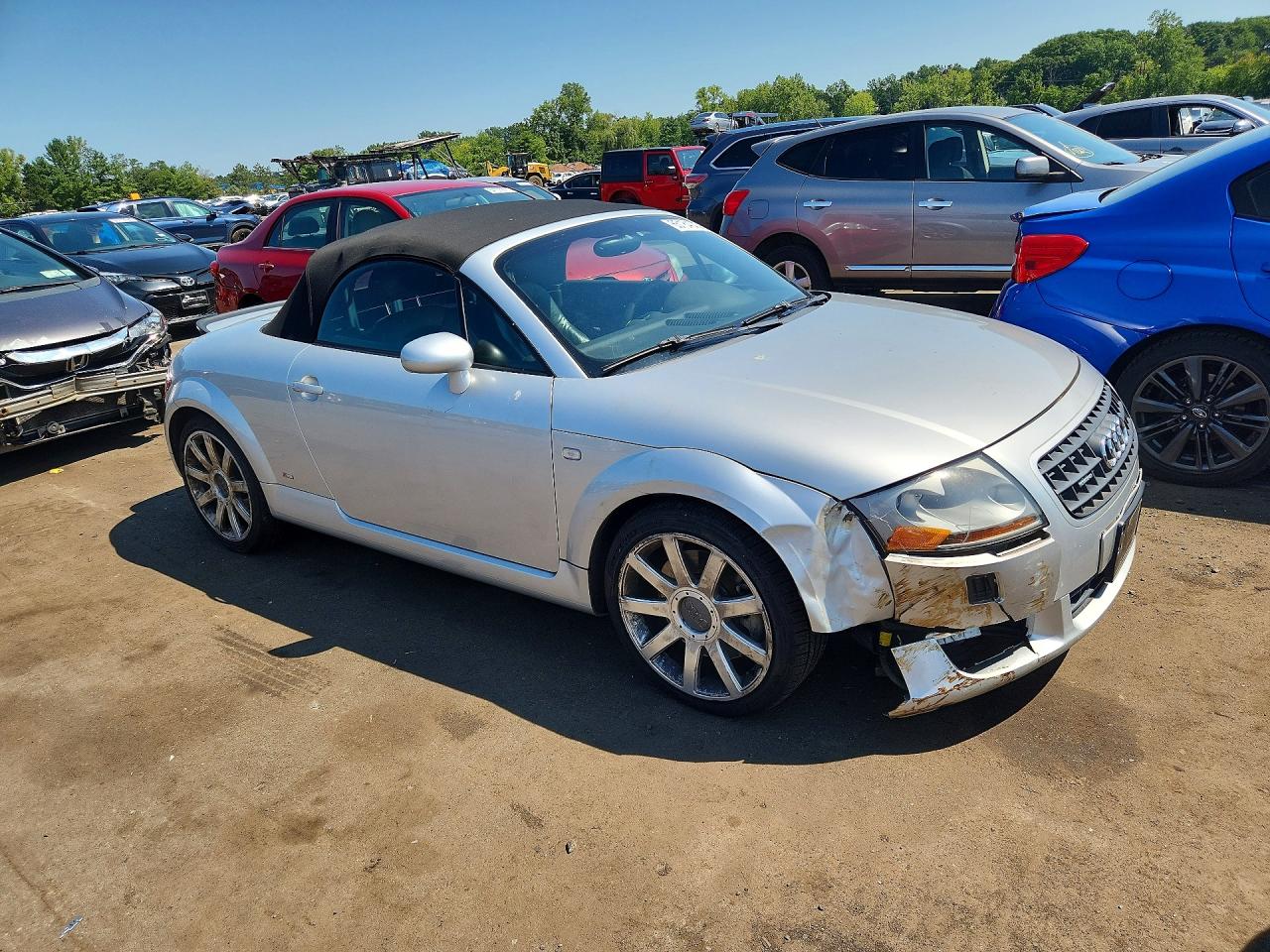 TRUUF28N551007352 · 2005 AUDI TT · 4/12