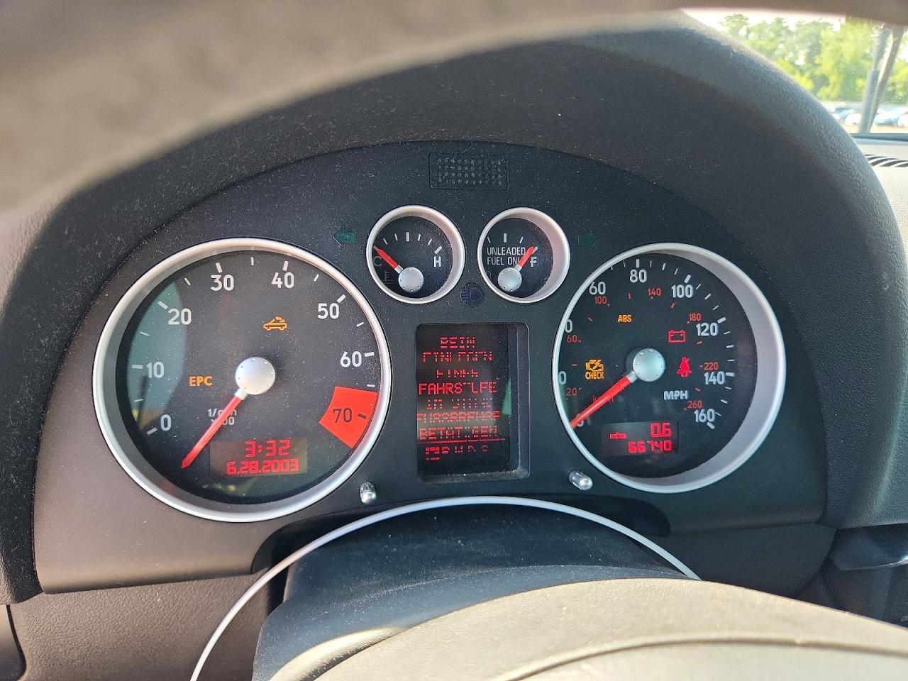 TRUUF28N551007352 · 2005 AUDI TT · 9/12