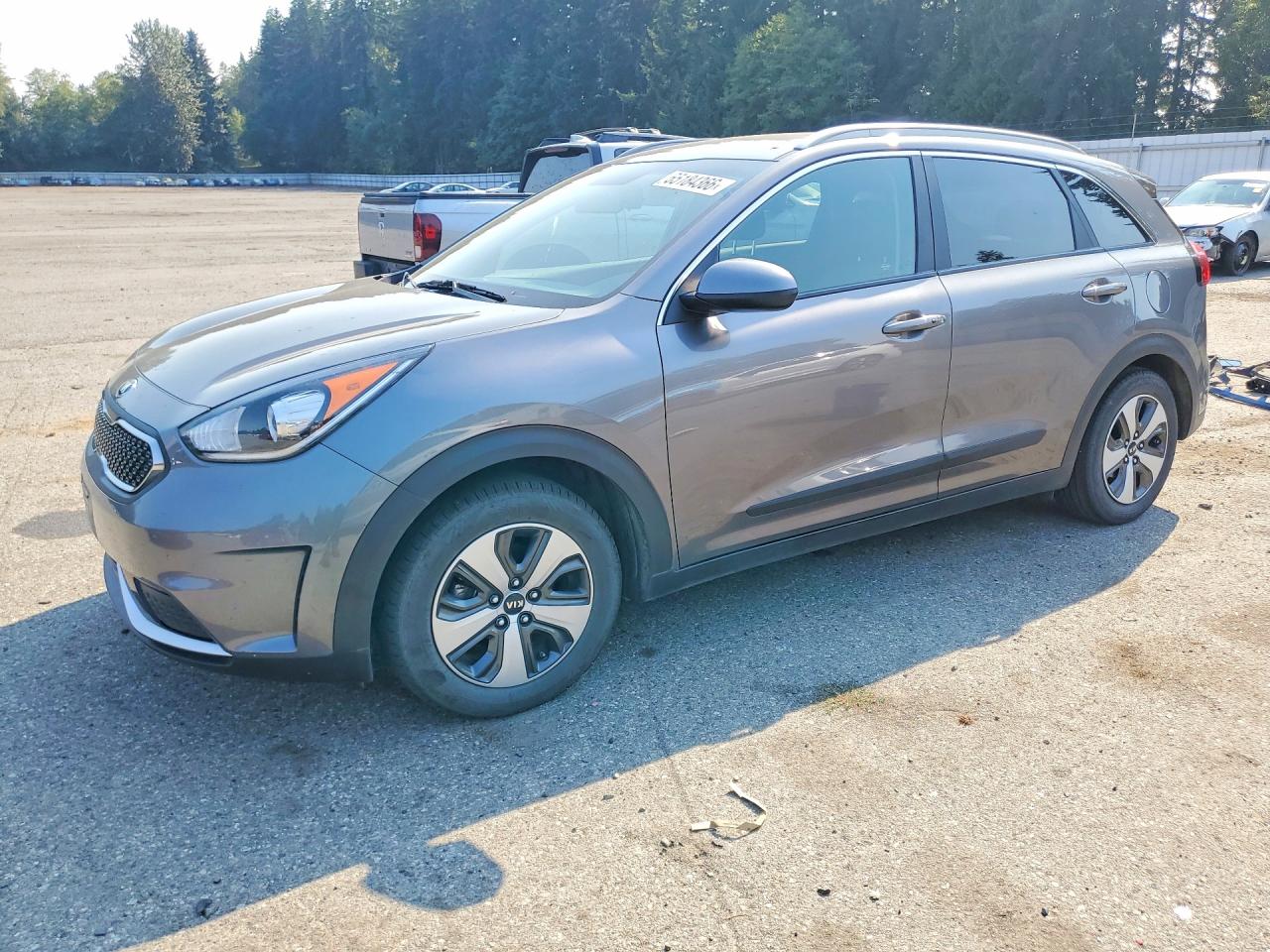 KNDCB3LC7H5083035 · 2017 KIA NIRO