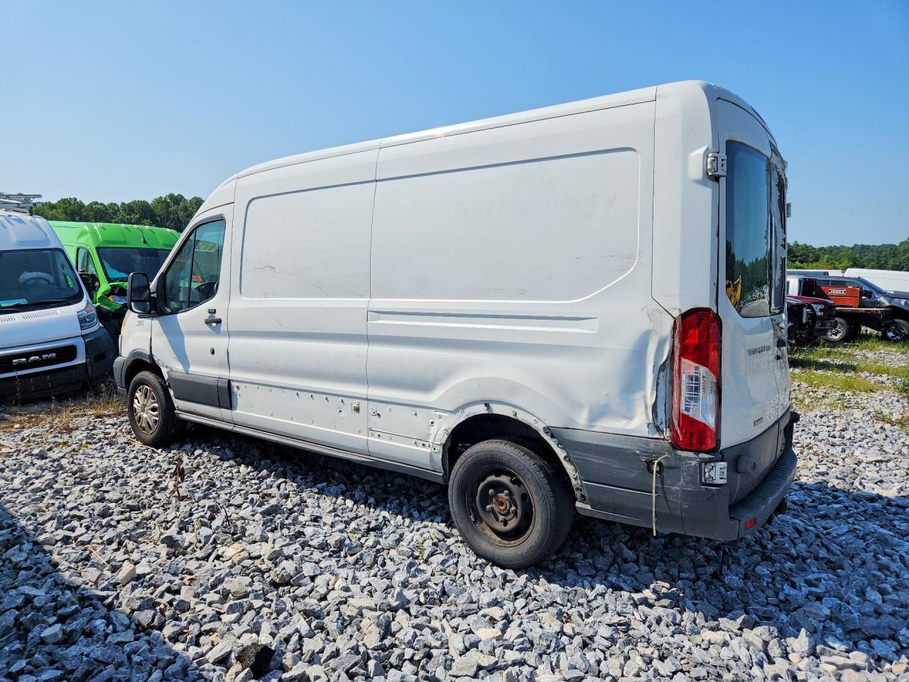 1FTNE2CG1FKA00386 · 2015 FORD TRANSIT · 2/13