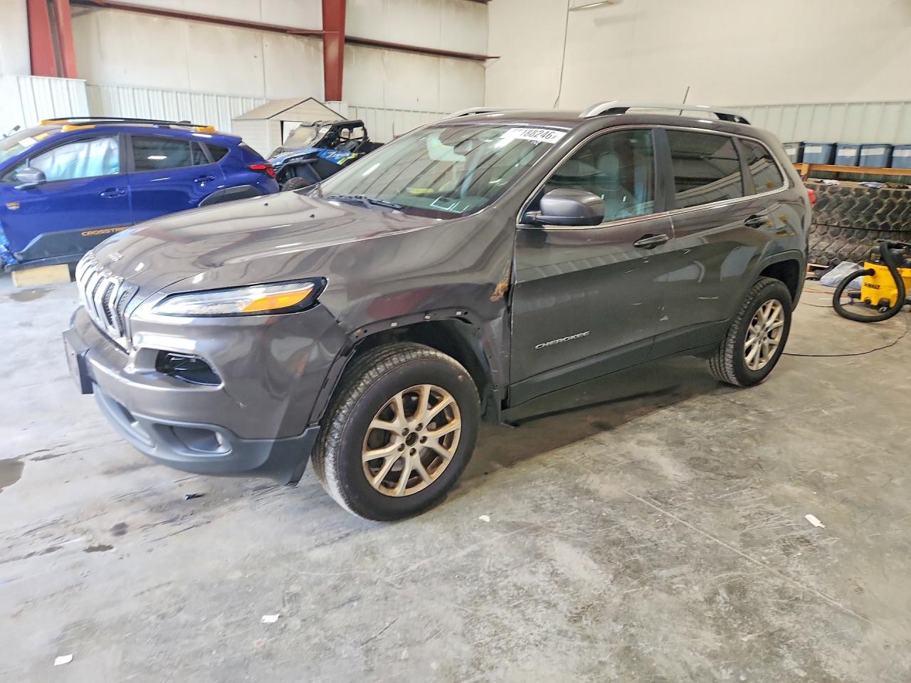 1C4PJMLB3JD512877 · 2018 JEEP CHEROKEE