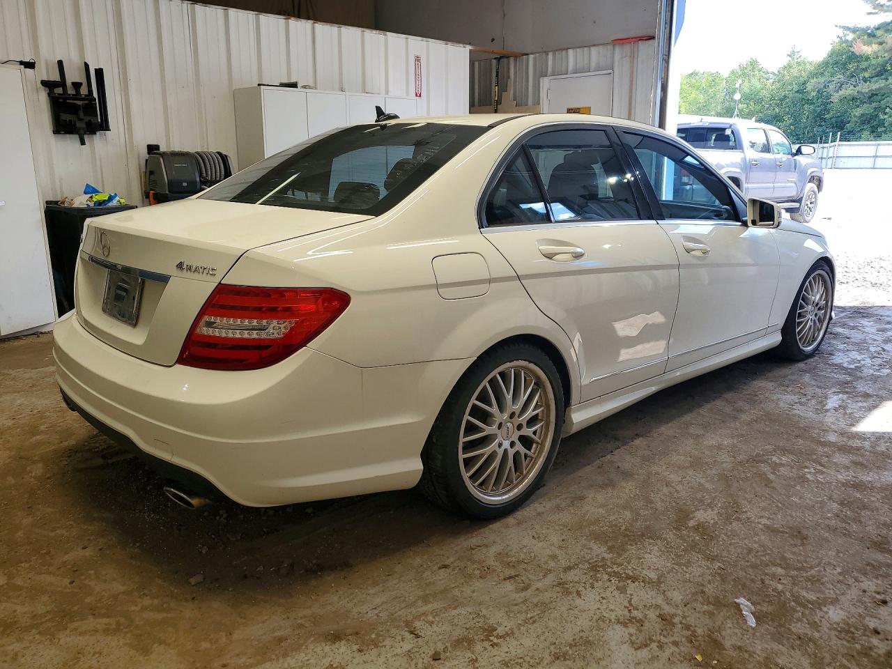 WDDGF8BB7CR196888 · 2012 MERCEDES-BENZ C · 3/12
