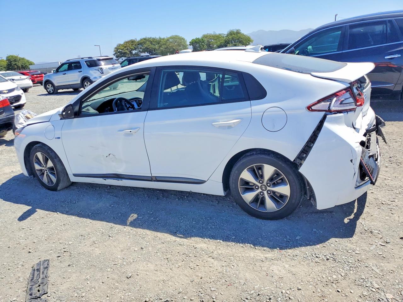 KMHC65LD4KU164852 · 2019 HYUNDAI IONIQ PLUG-IN HYBRID · 2/12