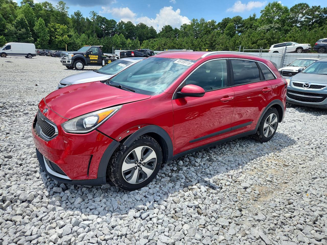 KNDCB3LC7J5157933 · 2018 KIA NIRO