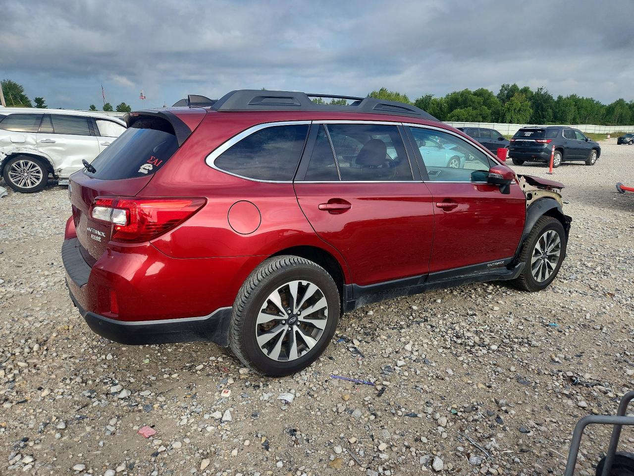 4S4BSANC5H3355795 · 2017 SUBARU OUTBACK · 3/13