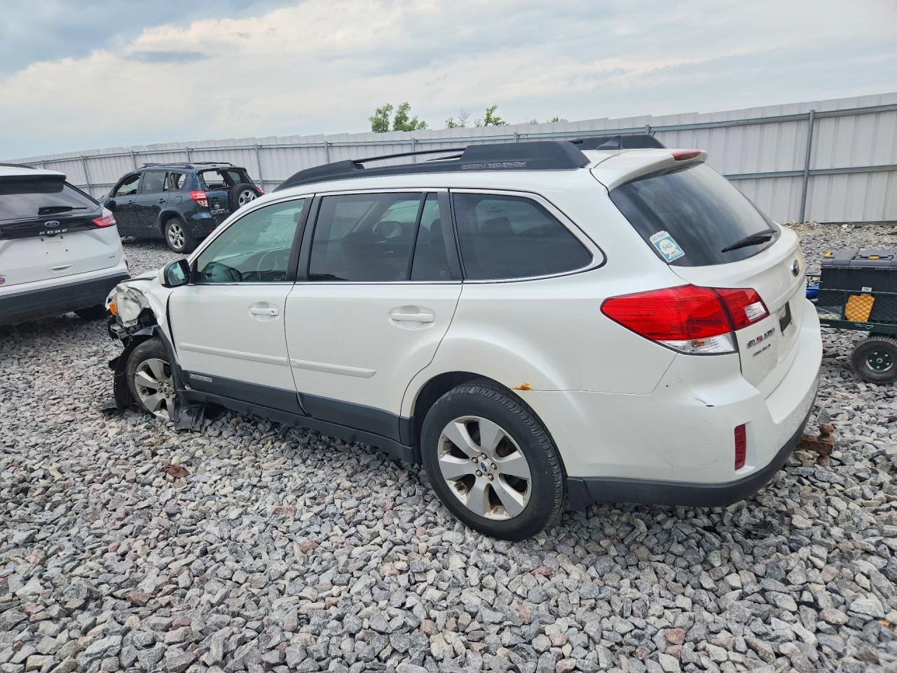 4S4BRCJC3C3252879 · 2012 SUBARU OUTBACK · 2/12