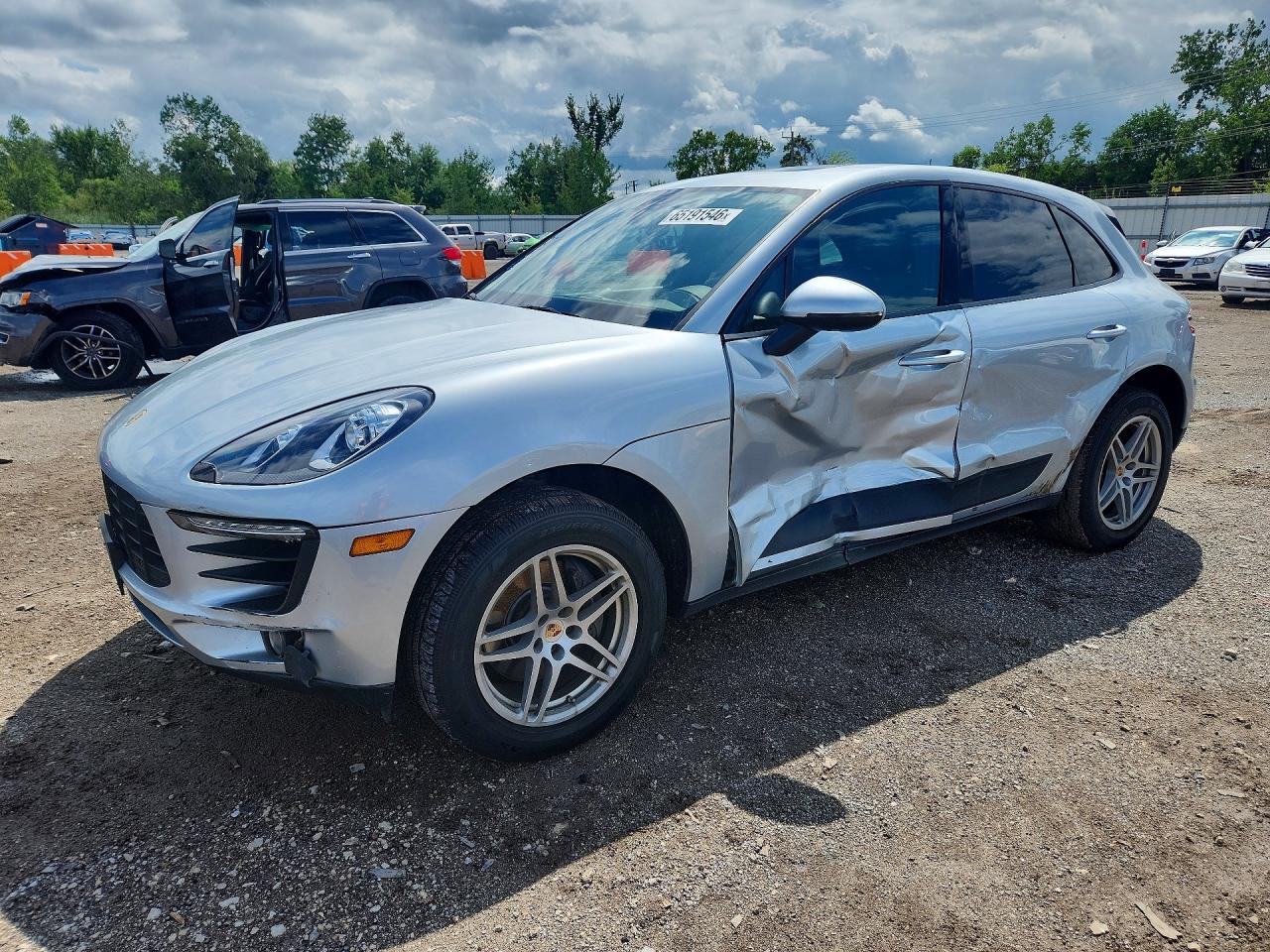 WP1AA2A51JLB01702 · 2018 PORSCHE MACAN