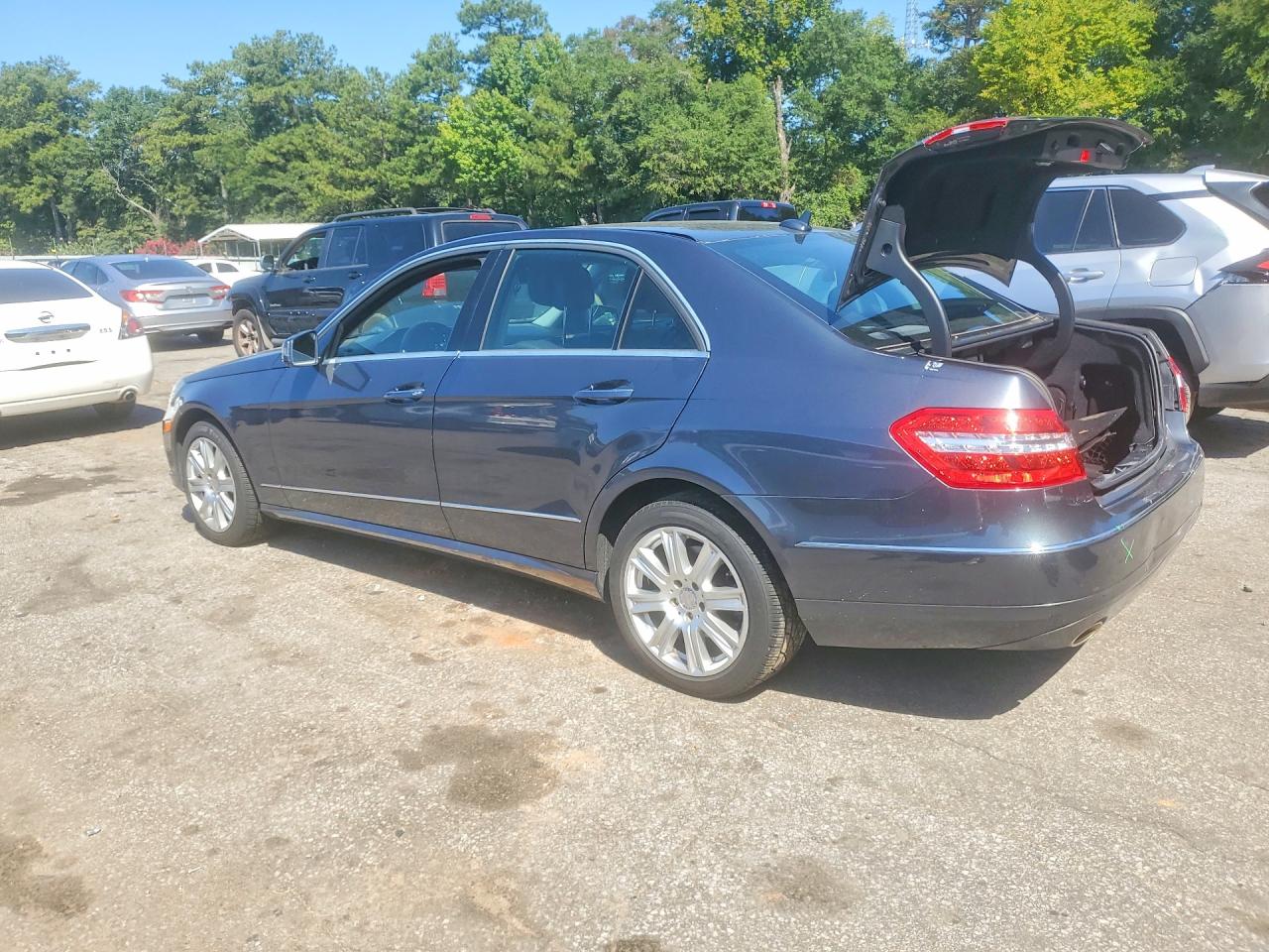 WDDHF8JB8DA666061 · 2013 MERCEDES-BENZ E · 2/12