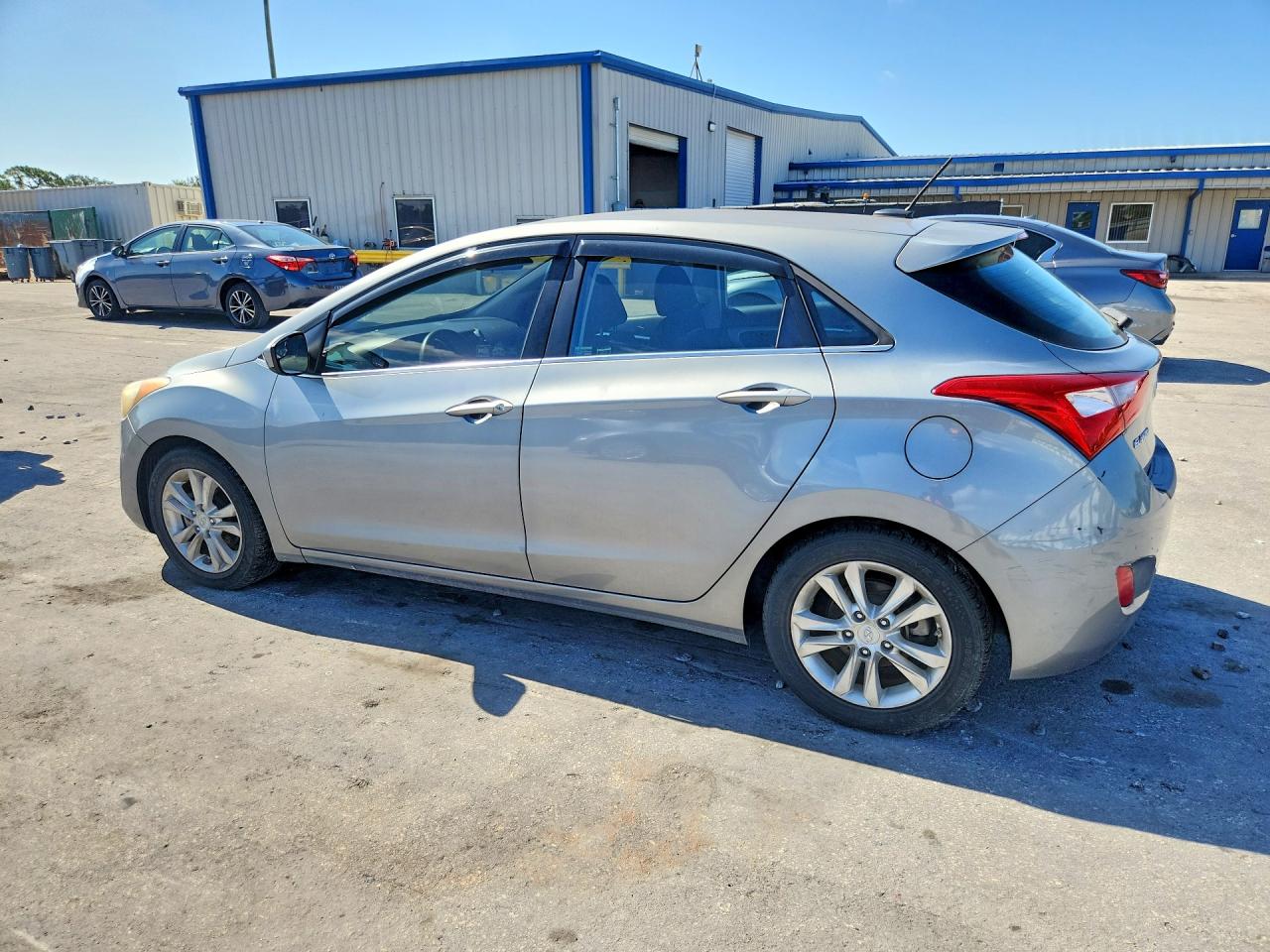 KMHD35LH0EU227840 · 2014 HYUNDAI ELANTRA GT · 2/12