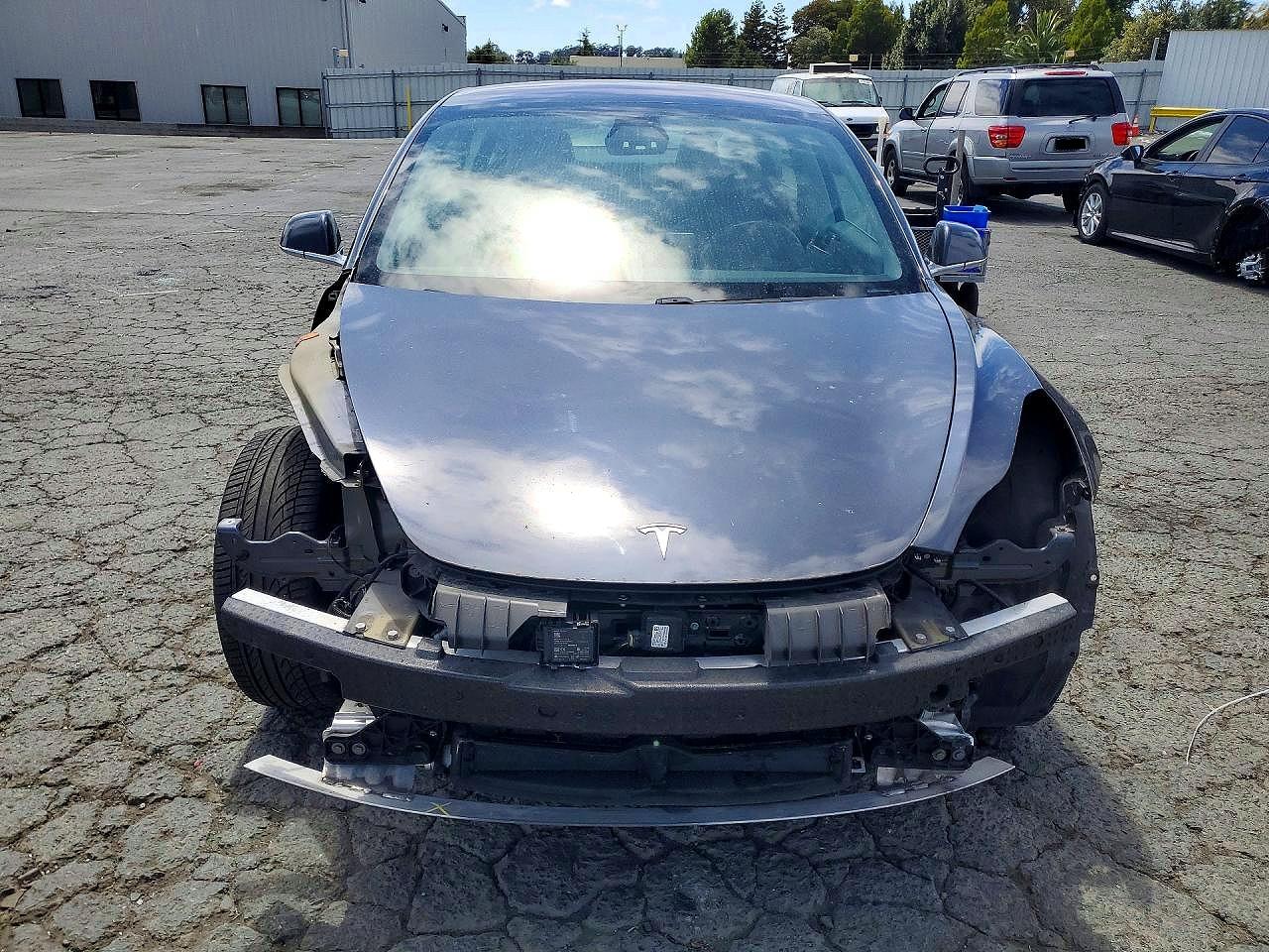 5YJ3E1EA0KF325502 · 2019 TESLA MODEL 3 · 5/12
